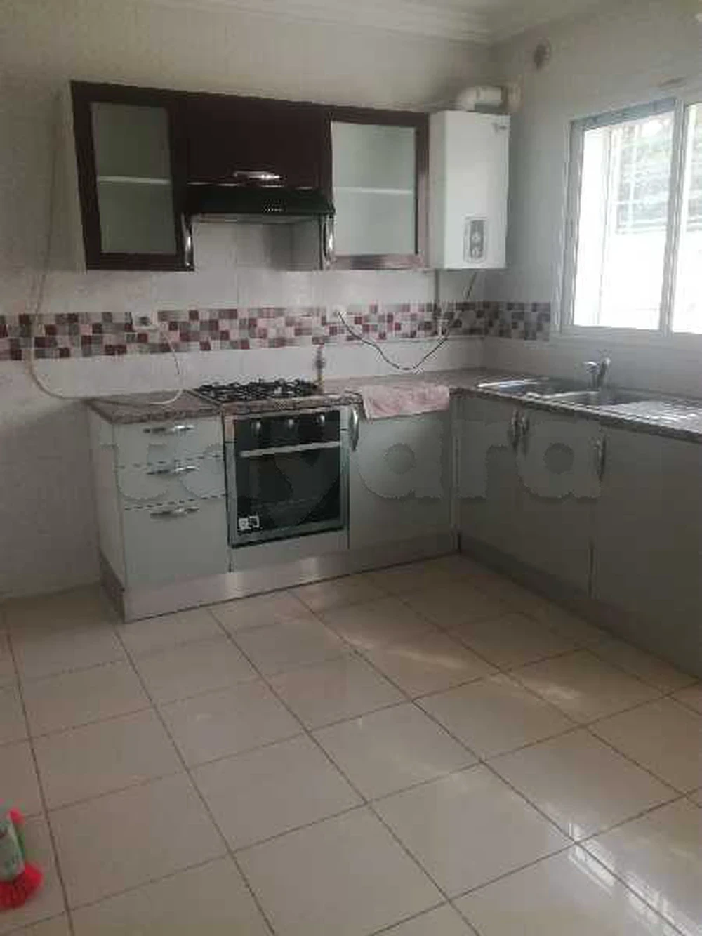 El Menzah&nbsp;Mutuelle Ville&nbsp;Location&nbsp;Appart. 3 pi�ces&nbsp;S plus 2 hst a notre dame wb4442