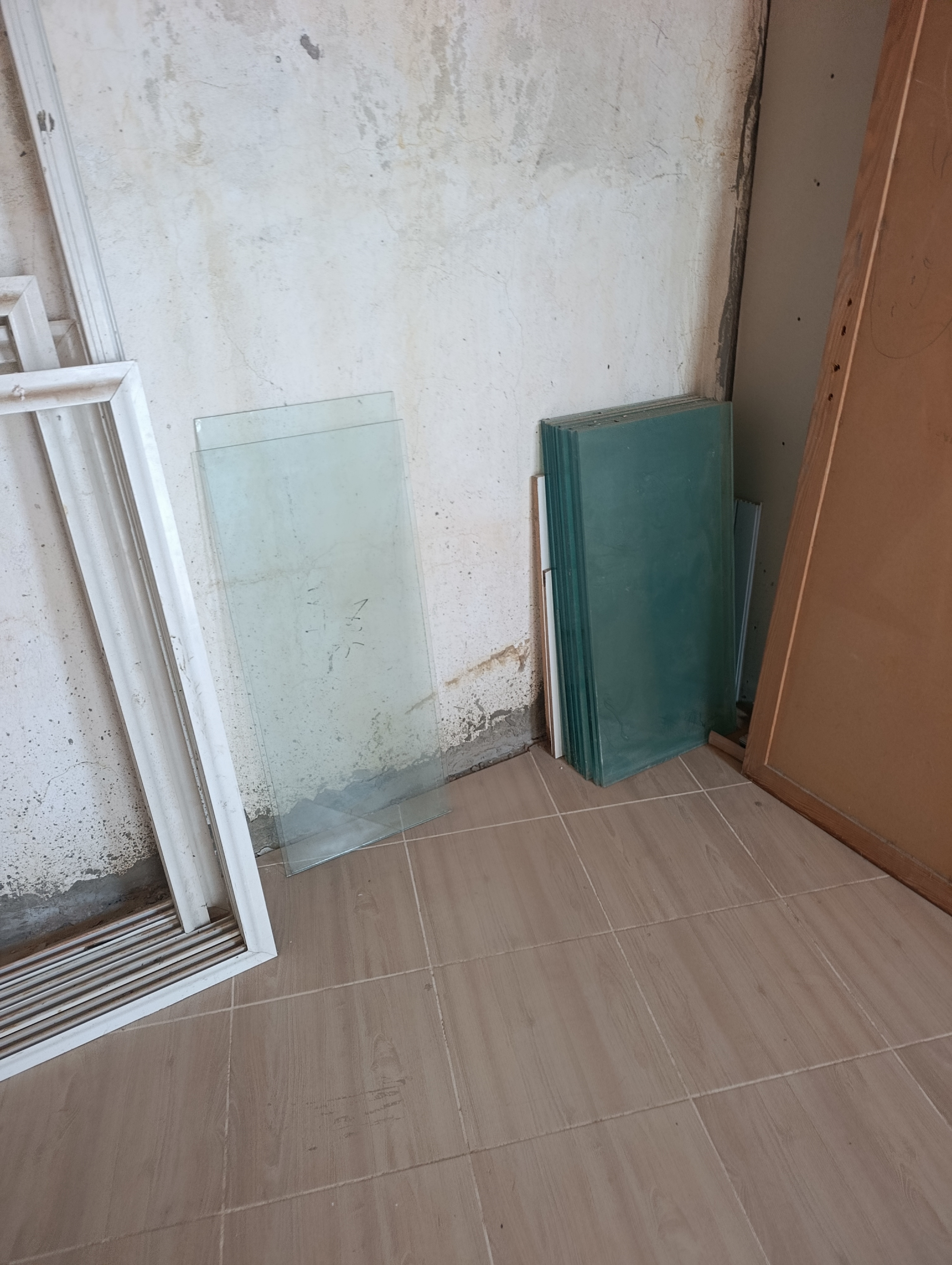 Raoued&nbsp;El Brarja&nbsp;Autre&nbsp;Autre&nbsp;4 fen�tres coulissantes