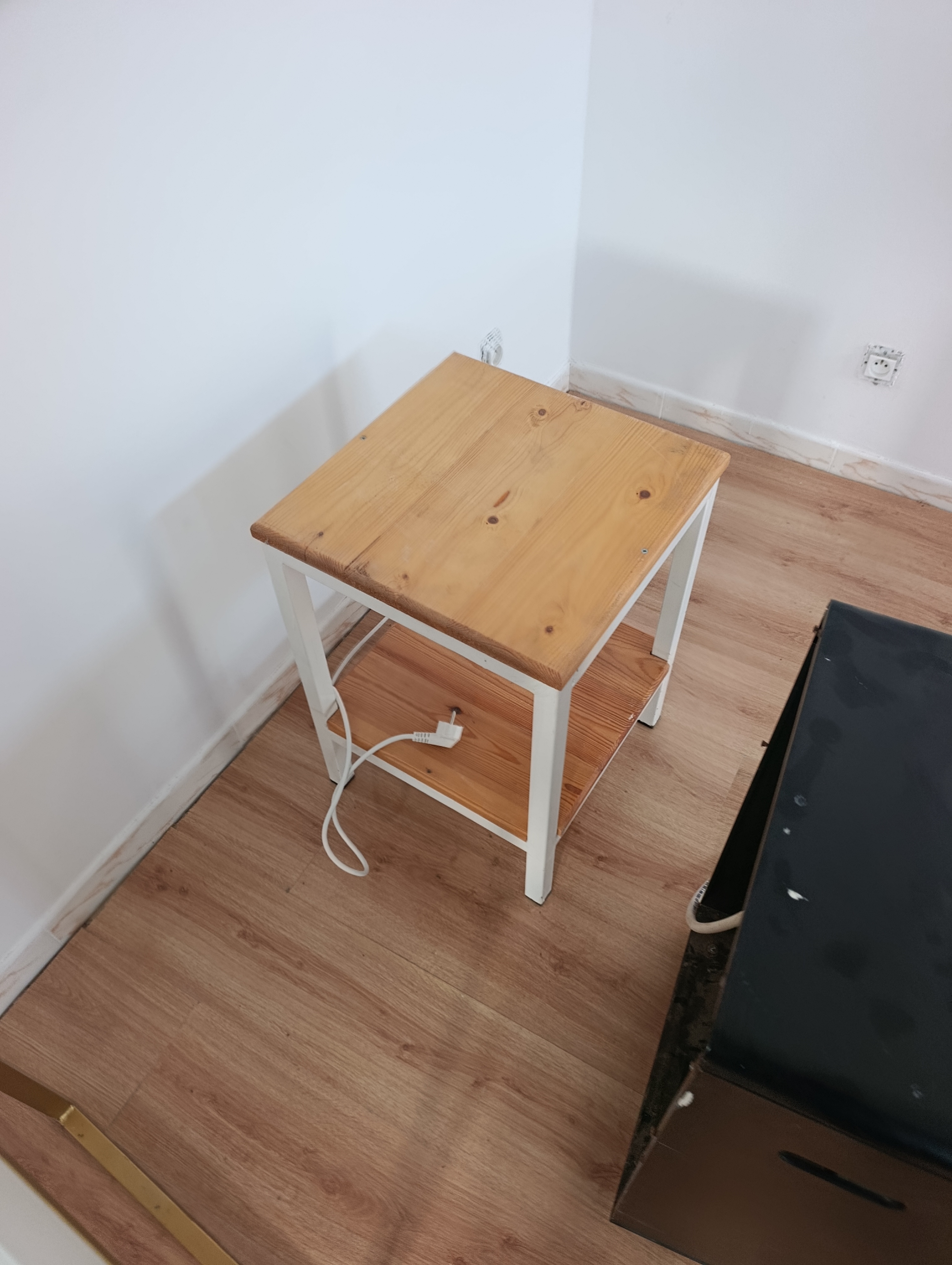 Raoued&nbsp;El Brarja&nbsp;Salon - Salle � manger &nbsp;Salle � manger&nbsp;Meuble eb bois et fer forget