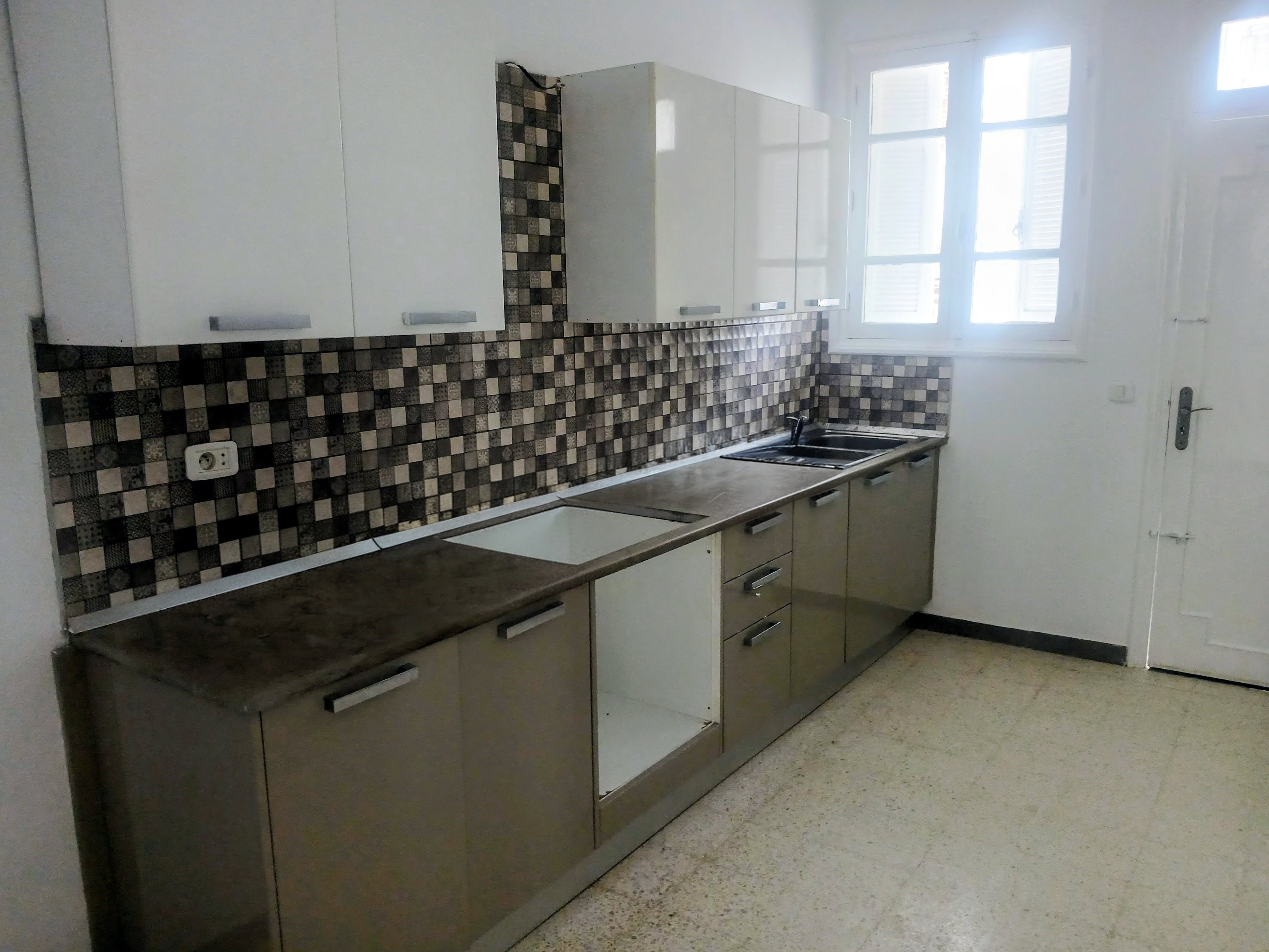 Ariana Ville&nbsp;El Menzah 7&nbsp;Location&nbsp;Maisons&nbsp;Etage de villa el menzah 7