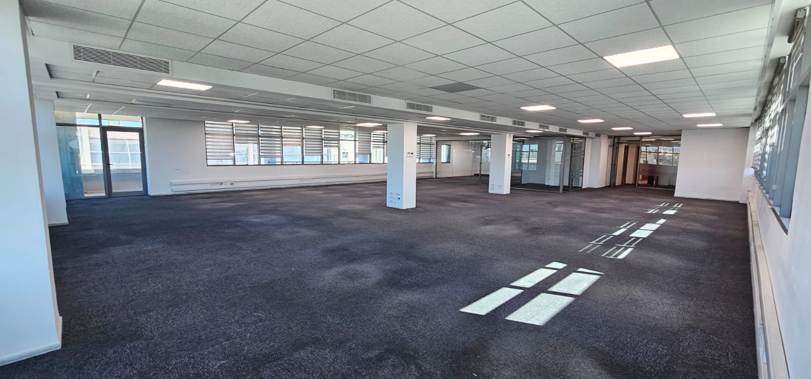 Bureaux & Commerces&nbsp;Bureau