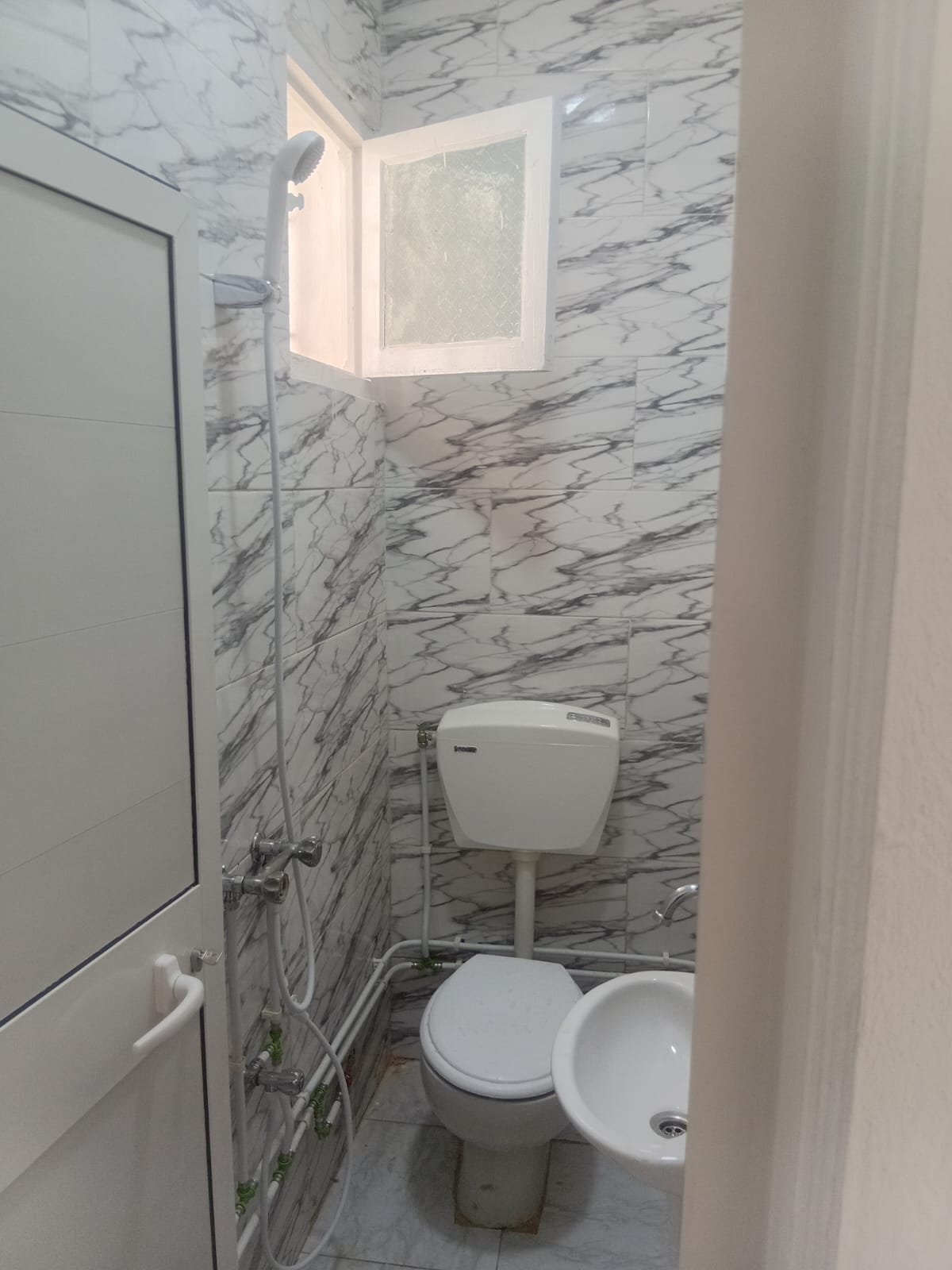 El Mourouj&nbsp;El Mourouj&nbsp;Location&nbsp;Appart. 1 pi�ce&nbsp;Studio ind�pendant au mourouj 2