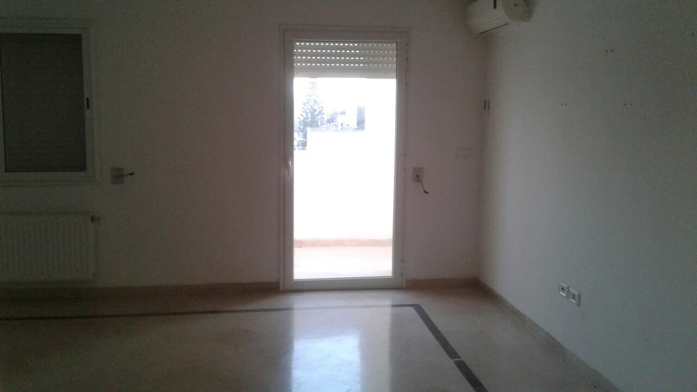 La Soukra&nbsp;La Soukra&nbsp;Location&nbsp;Appart. 2 pi�ces&nbsp;S2 haut standing calme et s�curis� � soukra