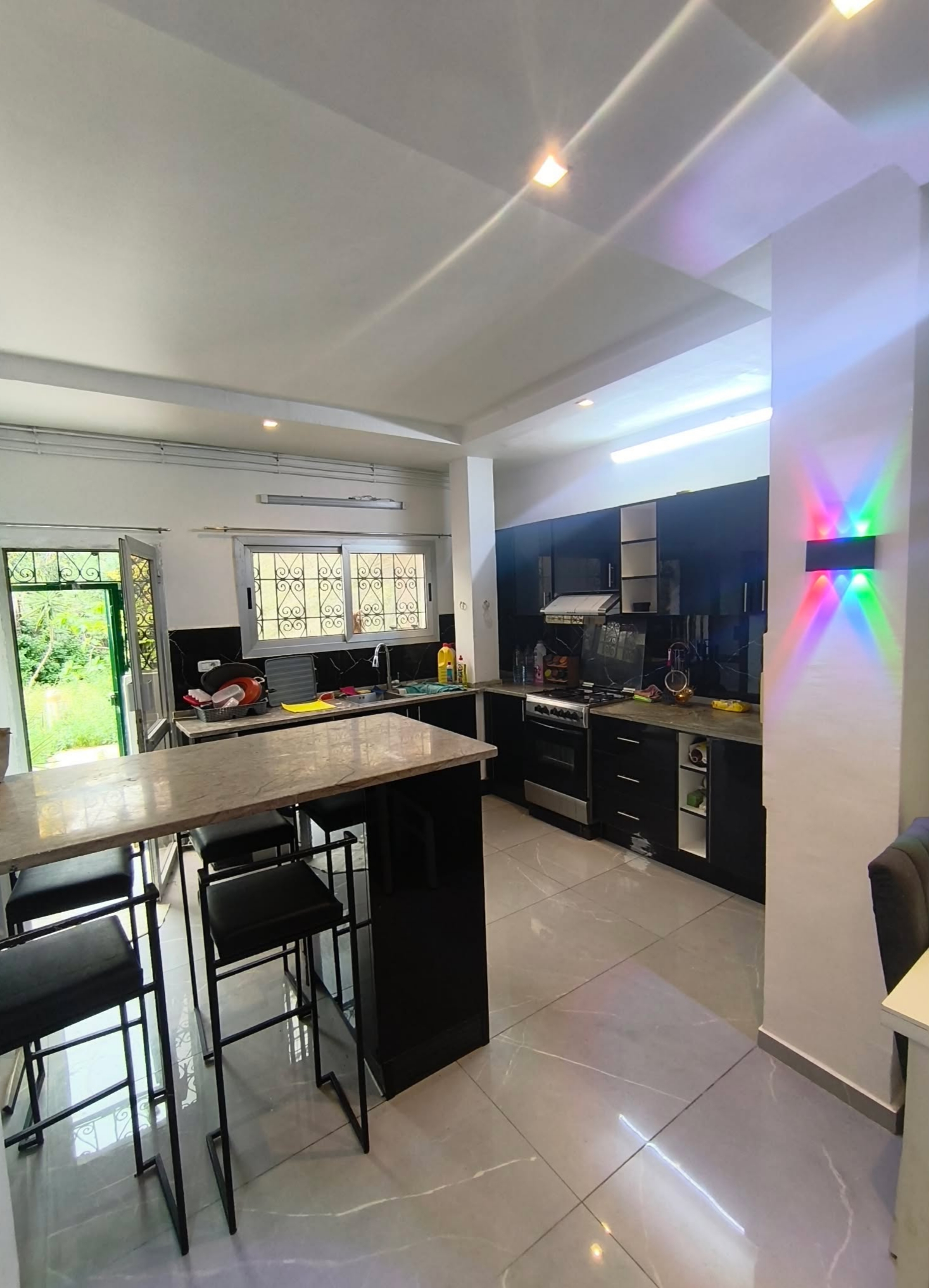 El Menzah&nbsp;El Menzah 1&nbsp;Location&nbsp;Appart. 4 pi�ces&nbsp;S3 meuble avec jardin a el menzah 1