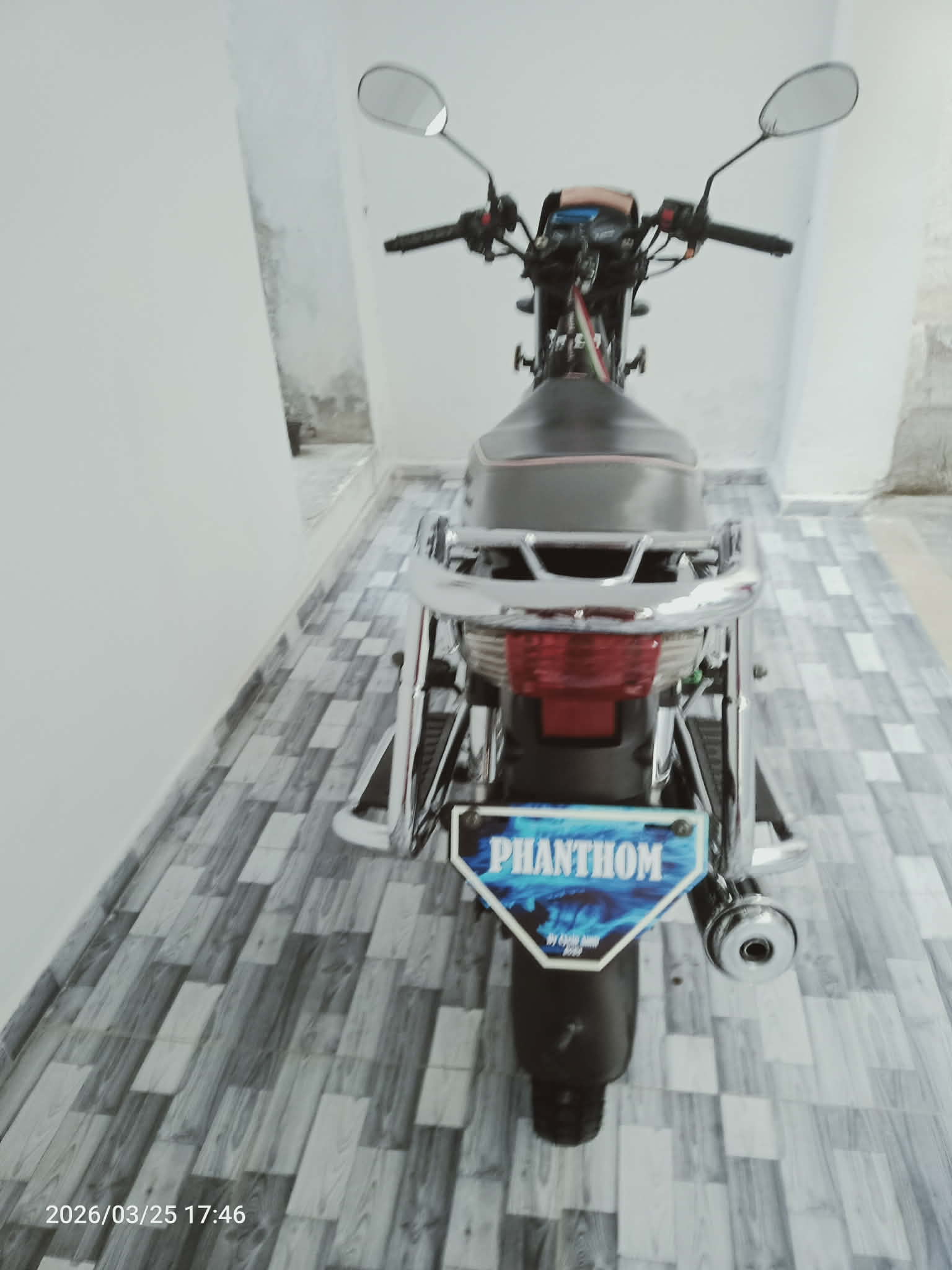 Ariana Ville&nbsp;Ariana&nbsp;Vor&nbsp;Vor&nbsp;Jolie moto ohanthom