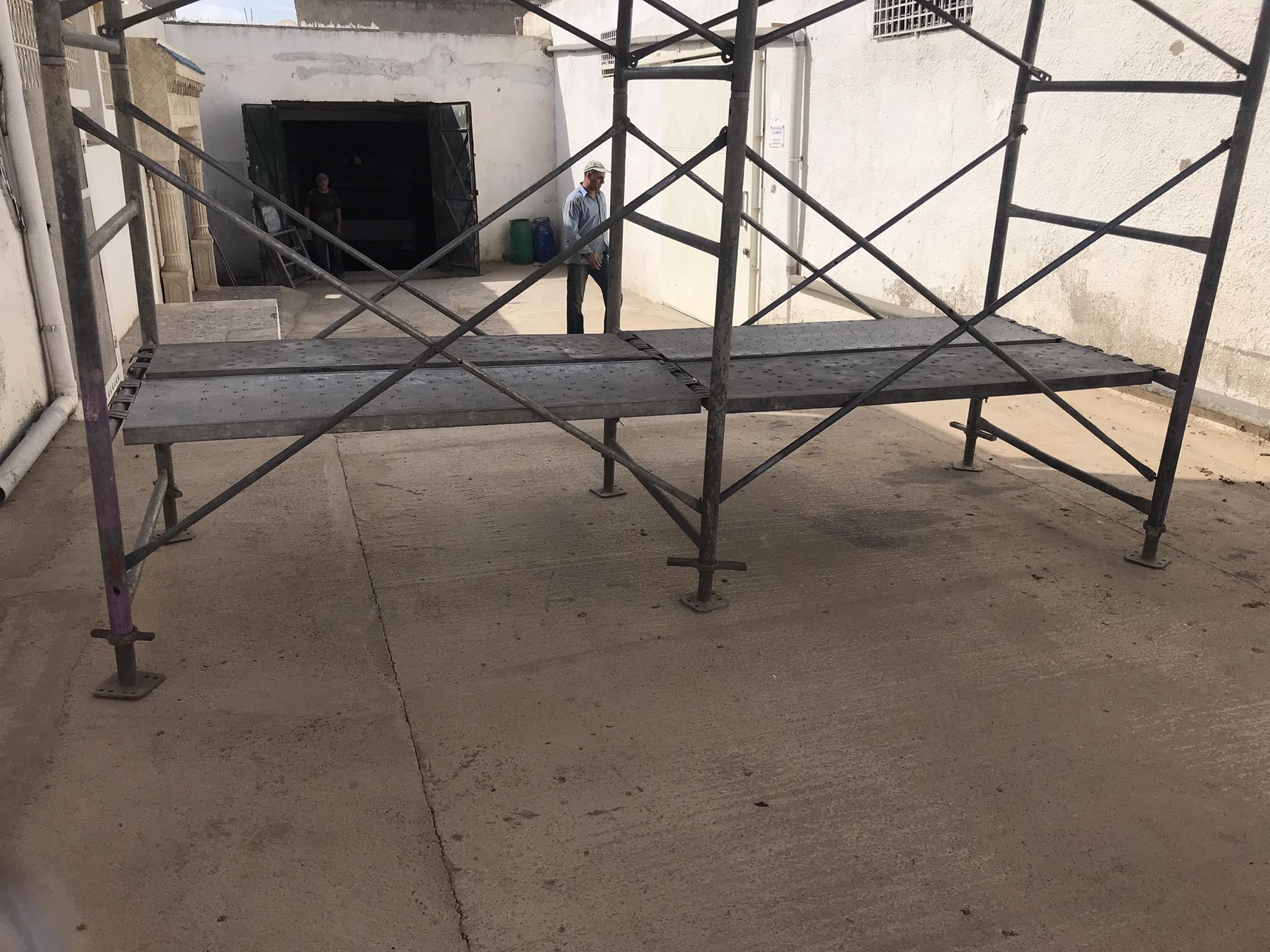 Ben Arous&nbsp;Ben Arous Sud&nbsp;Autre&nbsp;Autre&nbsp;Echaffaudage metalique et galvanose