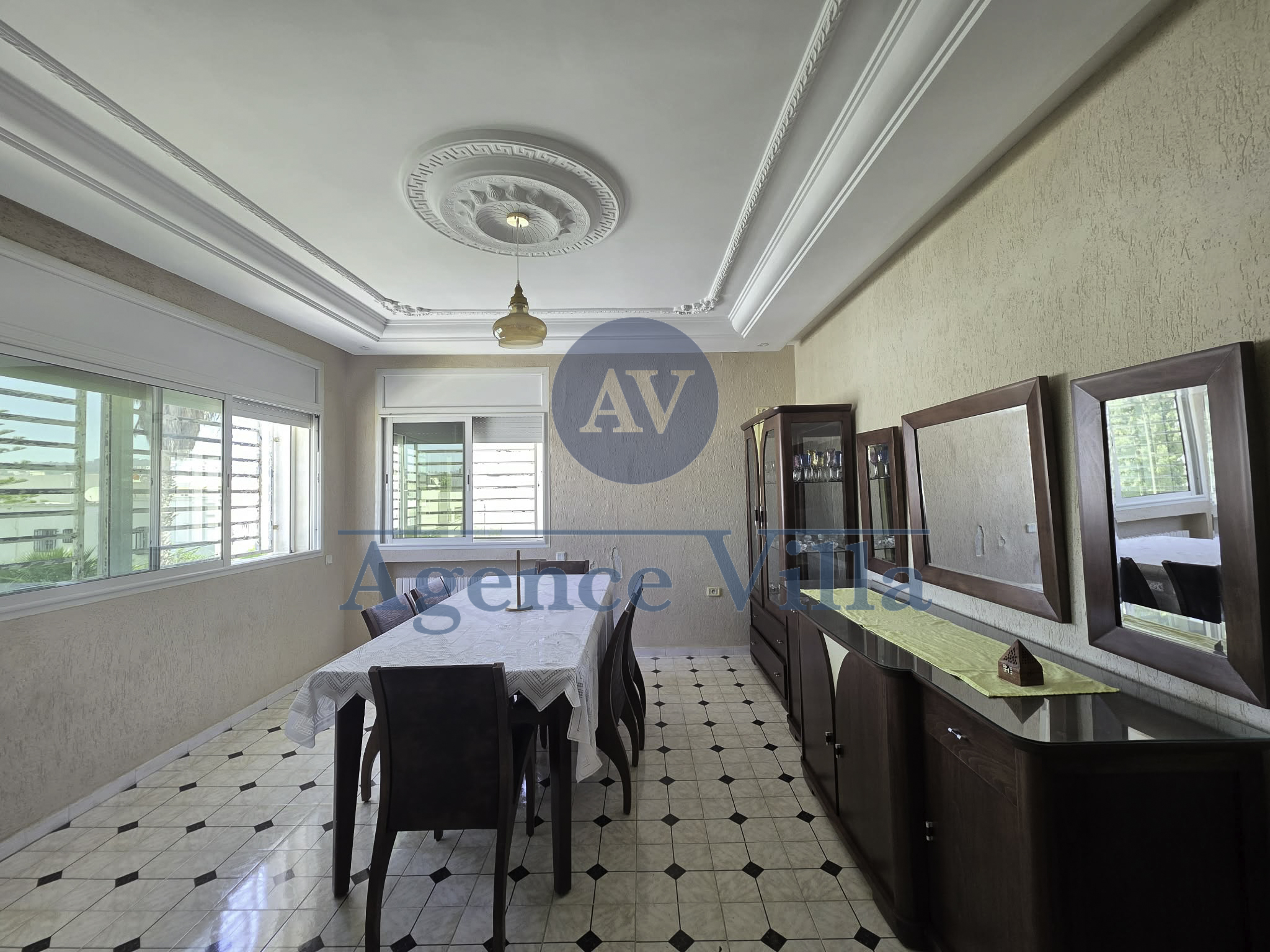 La Marsa&nbsp;Marsa Ennassim&nbsp;Location&nbsp;Appart. 5 pi�ces+&nbsp;S4 meubl� � la marsa