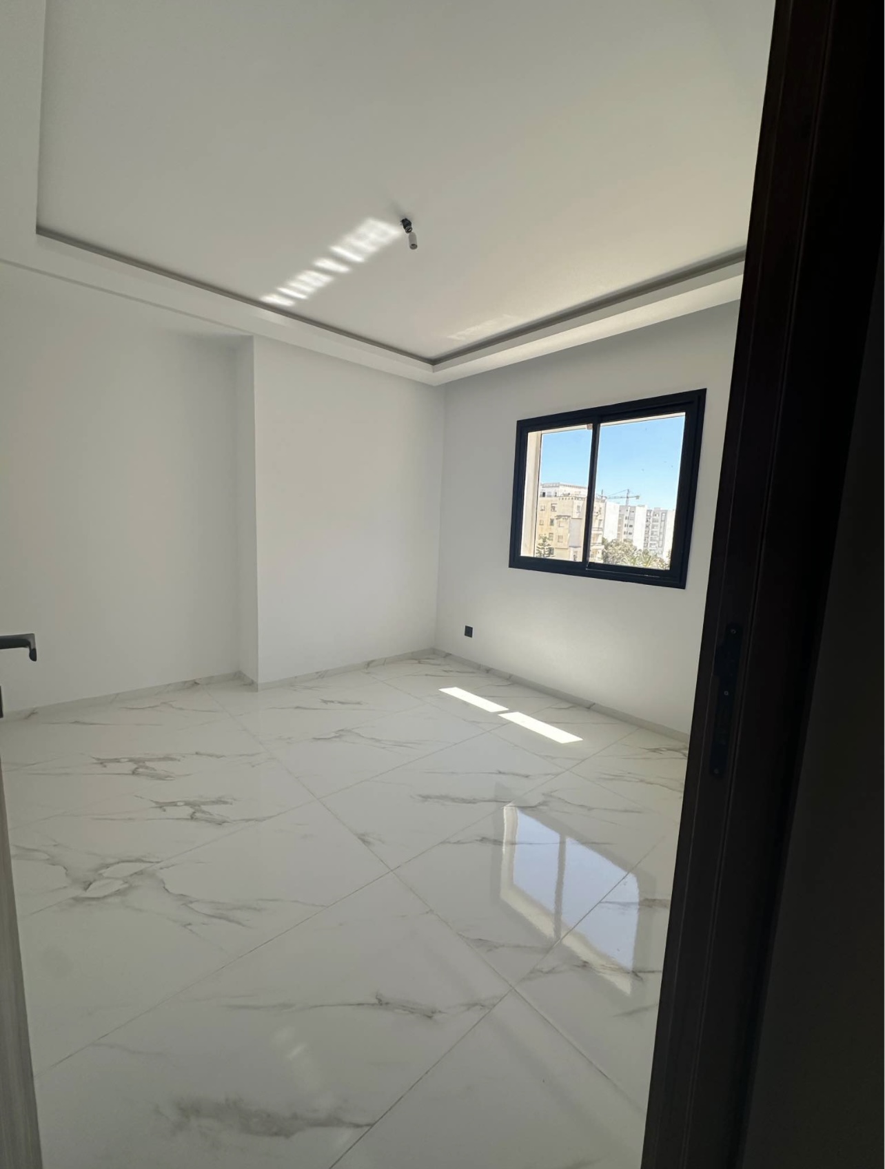 La Marsa&nbsp;Cite Essalama&nbsp;Location&nbsp;Appart. 3 pi�ces&nbsp;S 2 jamais habite cite wahat