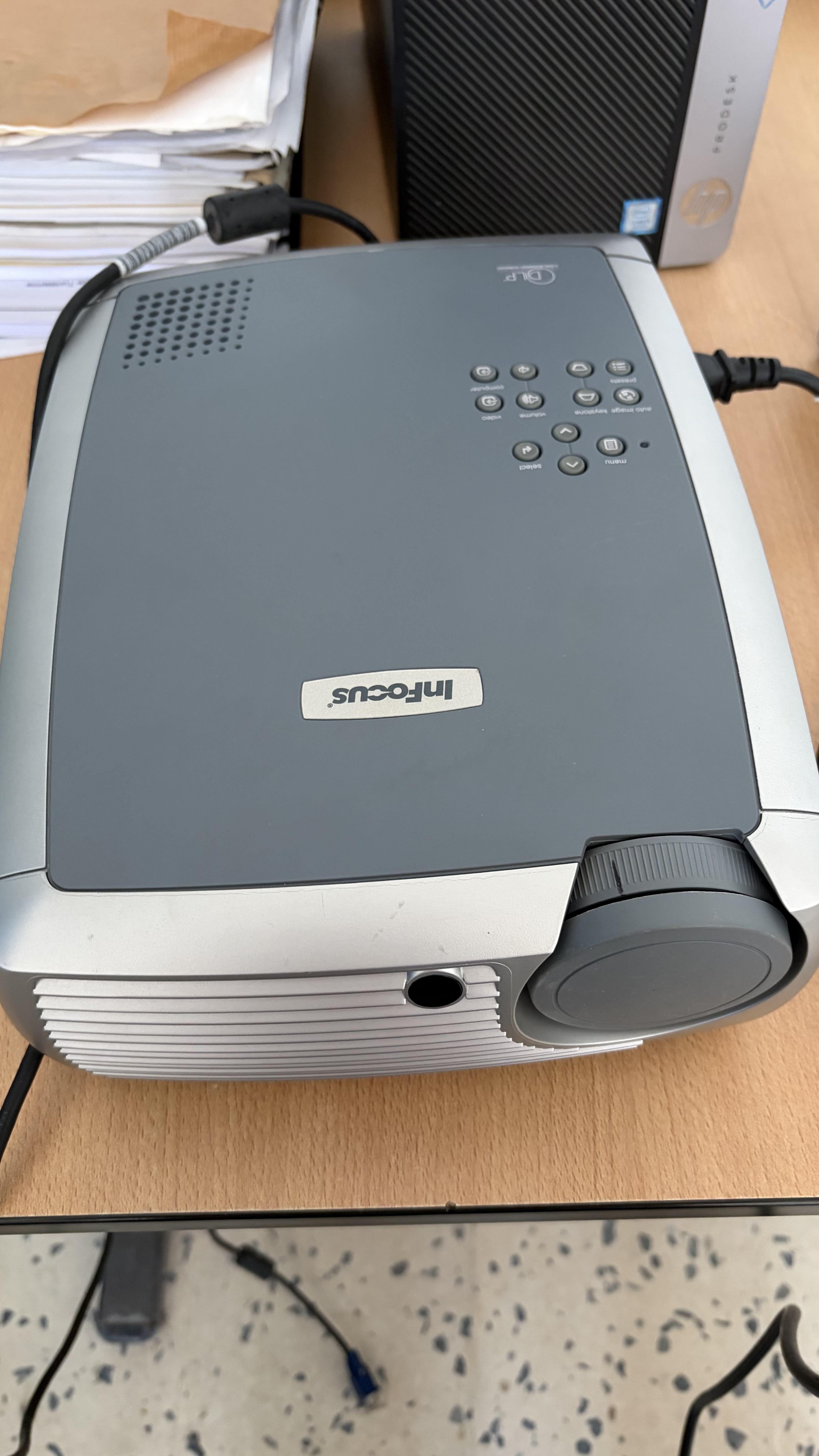 Ariana Ville&nbsp;Ariana&nbsp;Autre&nbsp;Autre&nbsp;Vid�oprojecteur