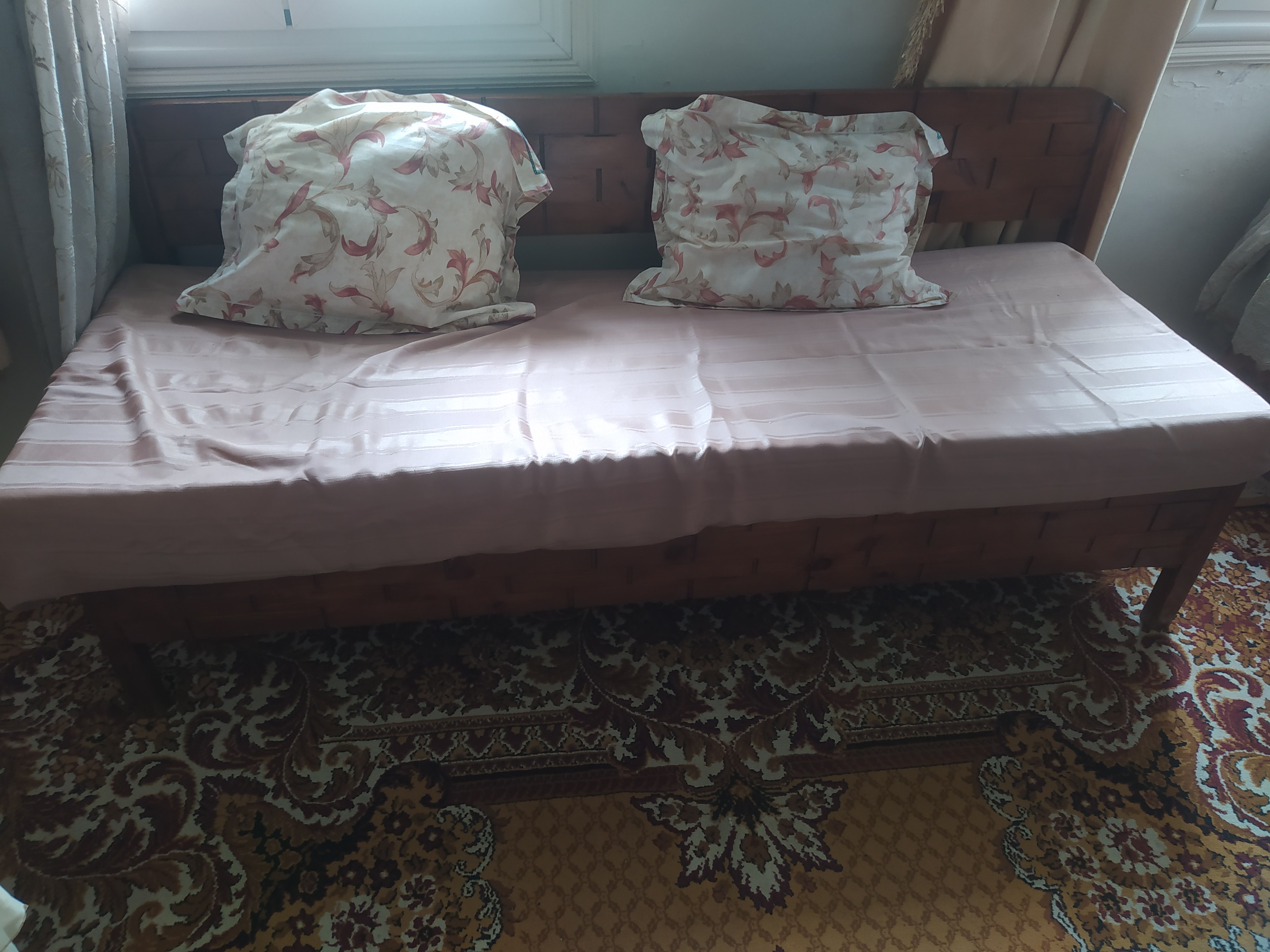 Ettahrir&nbsp;Cite Essadik&nbsp;Salon - Salle � manger &nbsp;Salons&nbsp;Salon arbi