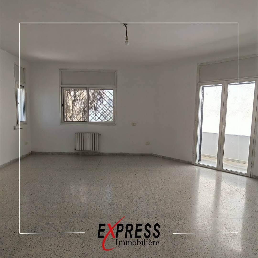 Mnihla&nbsp;Jardins d'el Menzah&nbsp;Location&nbsp;Maisons&nbsp;Rez de chauss�e d'une villa s3 ind�pendant