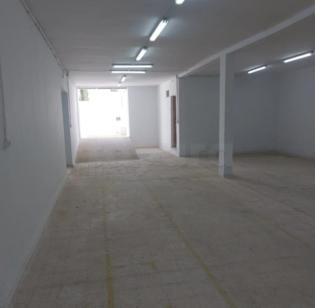 La Soukra&nbsp;Chotrana 1&nbsp;Location&nbsp;Surfaces&nbsp;D�p�t � soukra 320m