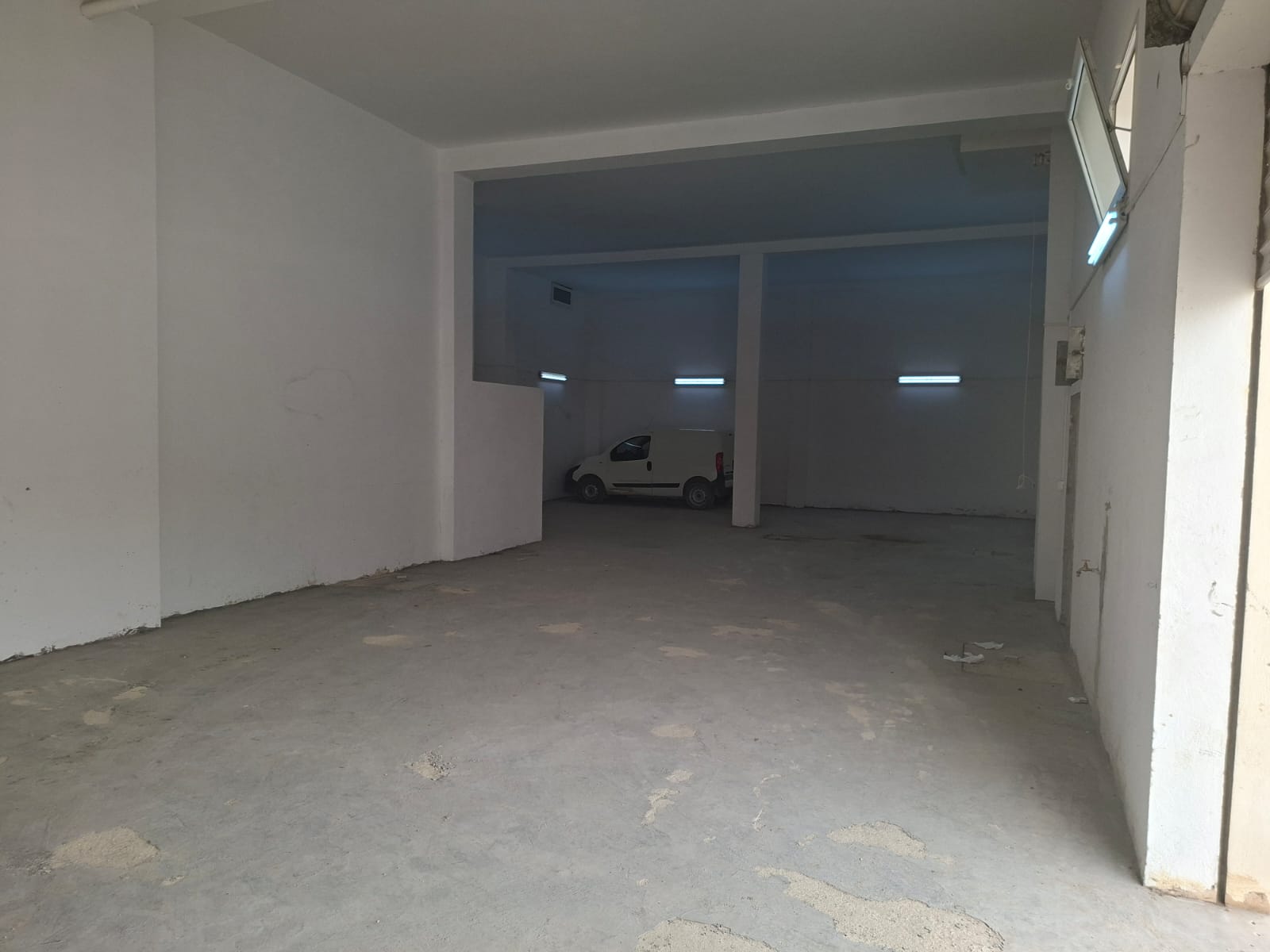 El Kram&nbsp;Le Kram&nbsp;Location&nbsp;Surfaces&nbsp;D�p�t au kram 200m