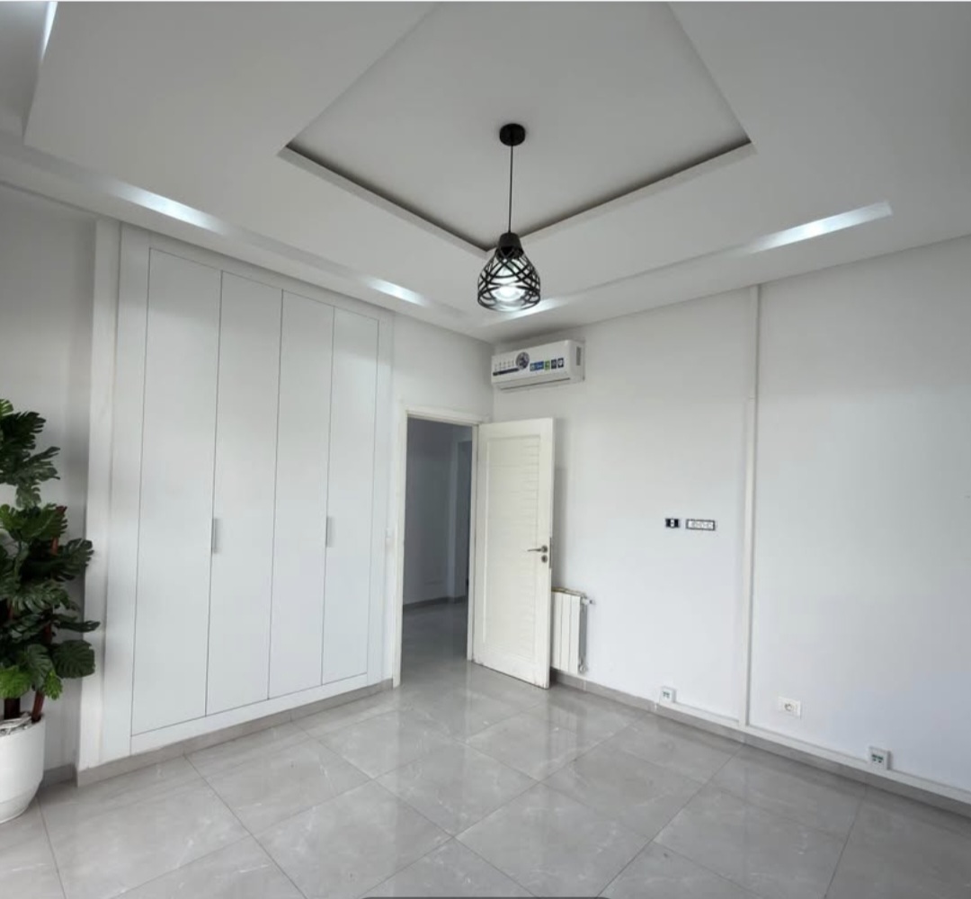 Ariana Ville&nbsp;Ariana&nbsp;Location&nbsp;Surfaces&nbsp;Bureau � arianna hs