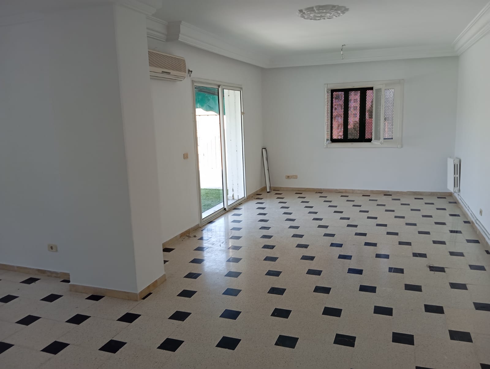 El Menzah&nbsp;El Menzah 9&nbsp;Location&nbsp;Appart. 4 pi�ces&nbsp;Appartement � menzah 9