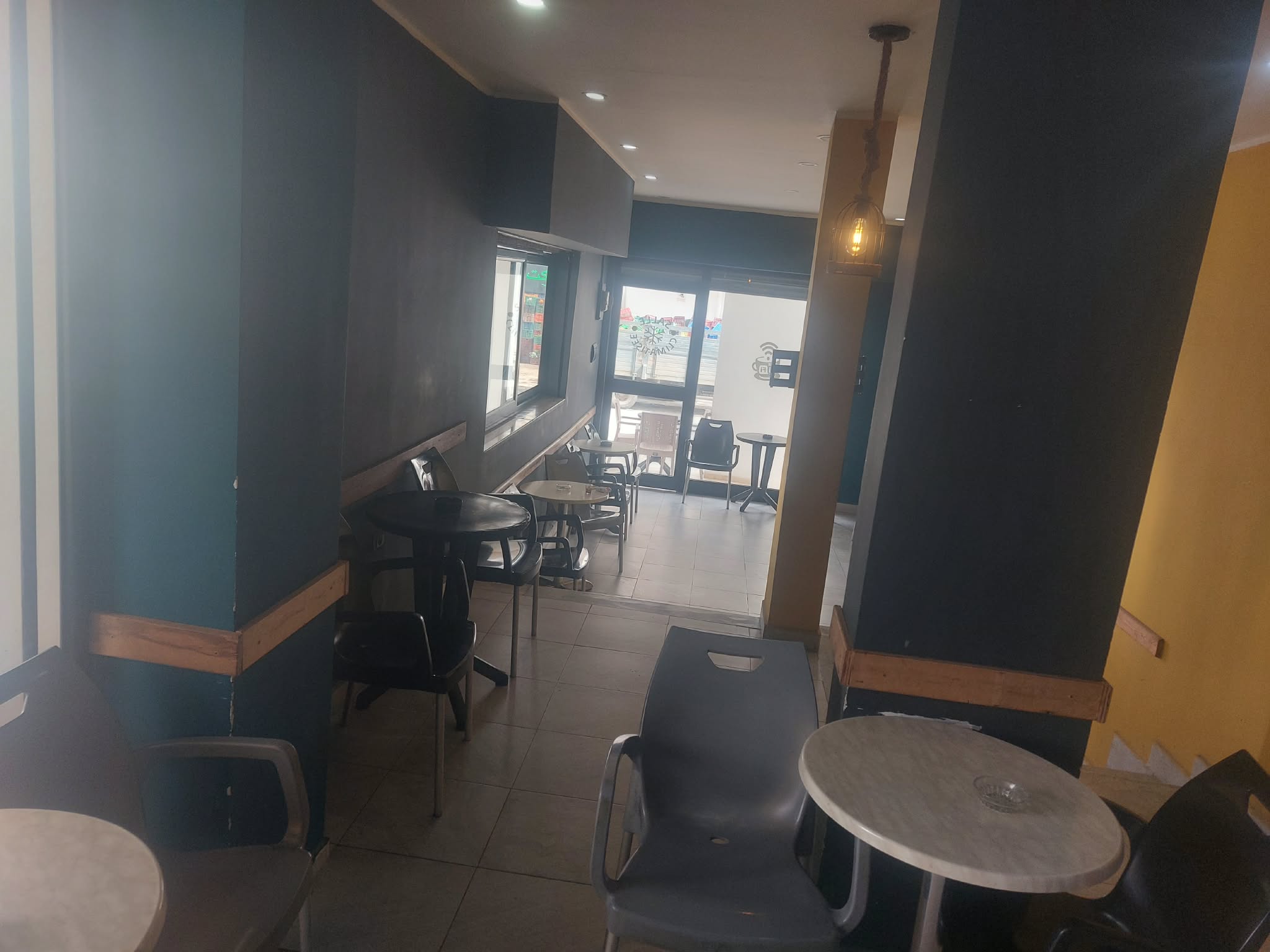 El Mourouj&nbsp;El Mourouj&nbsp;Vente&nbsp;Surfaces&nbsp;Fond de commerce caf�