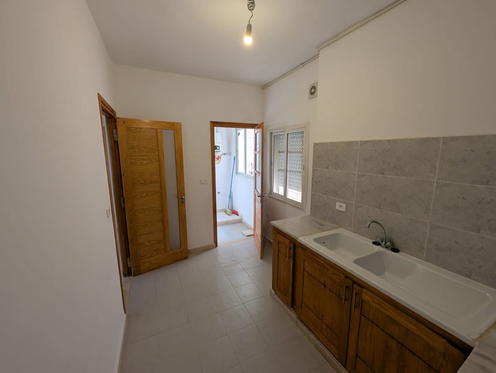 Bab Souika&nbsp;Bab Sidi Abdessalem&nbsp;Location&nbsp;Appart. 3 pi�ces&nbsp;Appartement s plus 2