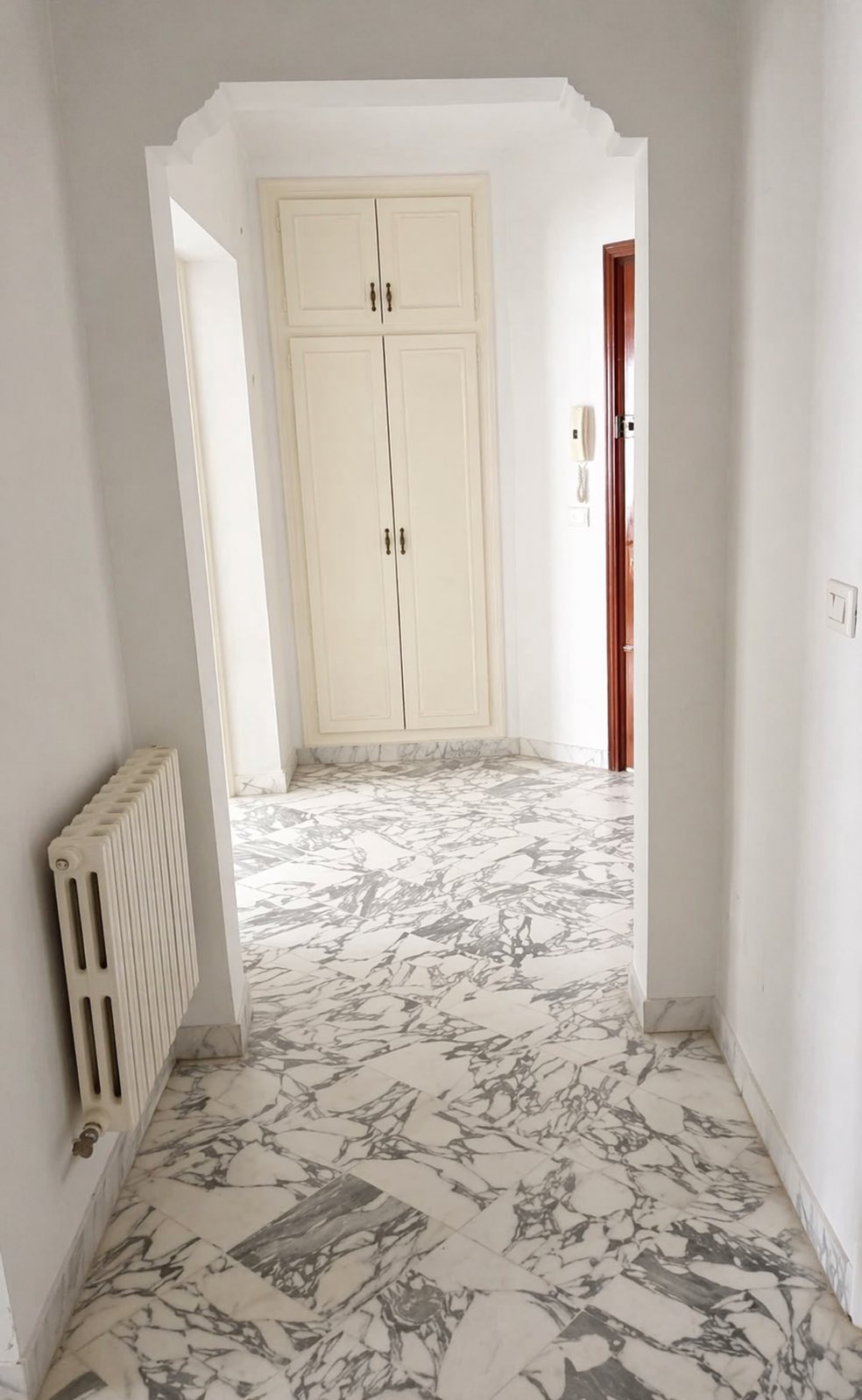 Ariana Ville&nbsp;Riadh Landlous&nbsp;Location&nbsp;Appart. 5 pi�ces+&nbsp;Riadh el andalous spacieux appt s3 bien situ�