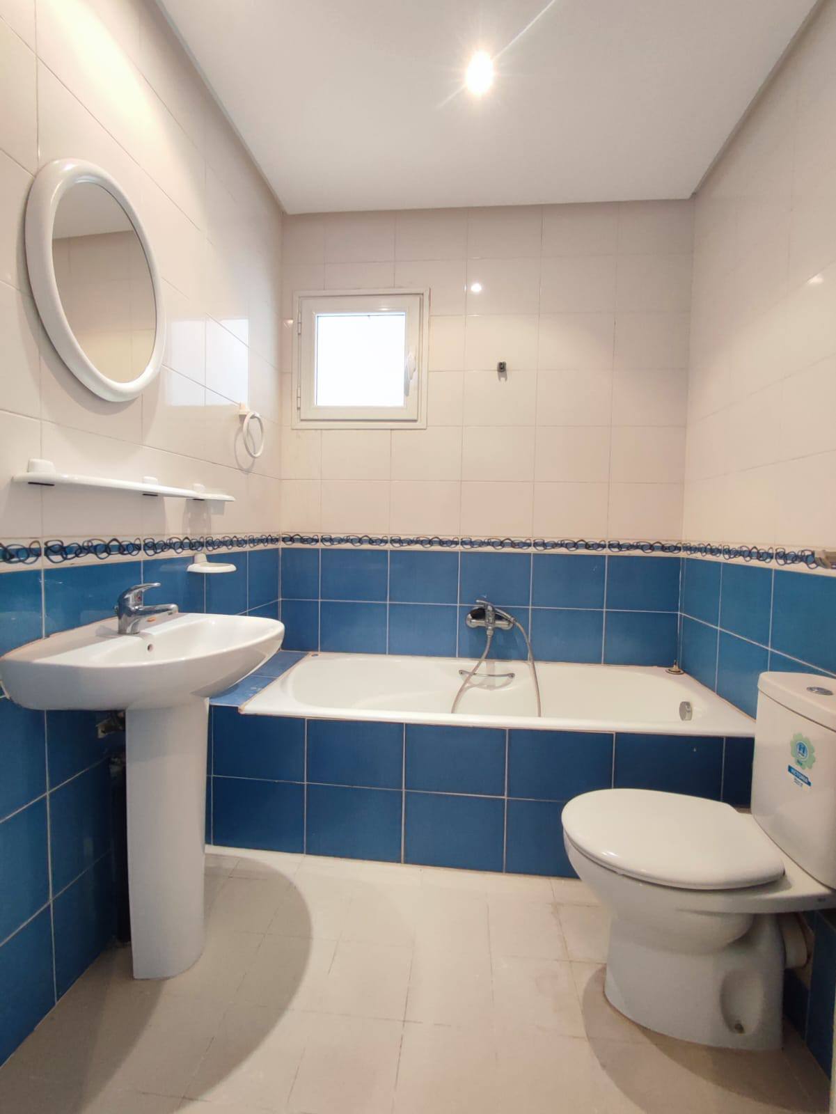 Mnihla&nbsp;Jardins d'el Menzah&nbsp;Location&nbsp;Appart. 3 pi�ces&nbsp;Jardins d'el menzah 2 joli appt s2 bien situ��