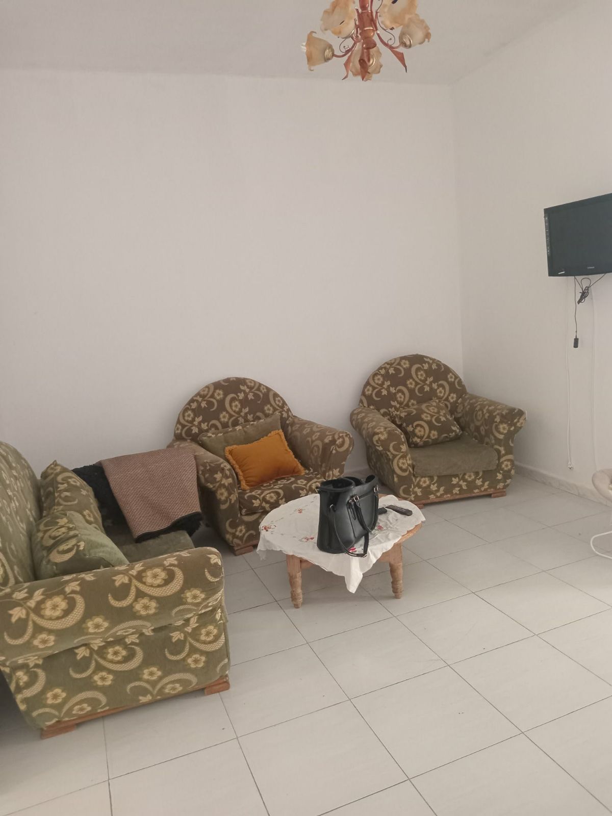 Ras Jebel&nbsp;Rafraf Plage&nbsp;Location vacances&nbsp;Maisons&nbsp;Maison 2 min de la plage � pied