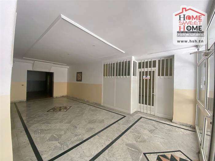 Bab Bhar&nbsp;Hedi Chaker&nbsp;Location&nbsp;Autre&nbsp;Local commercial tunorix au centre ville de tunis