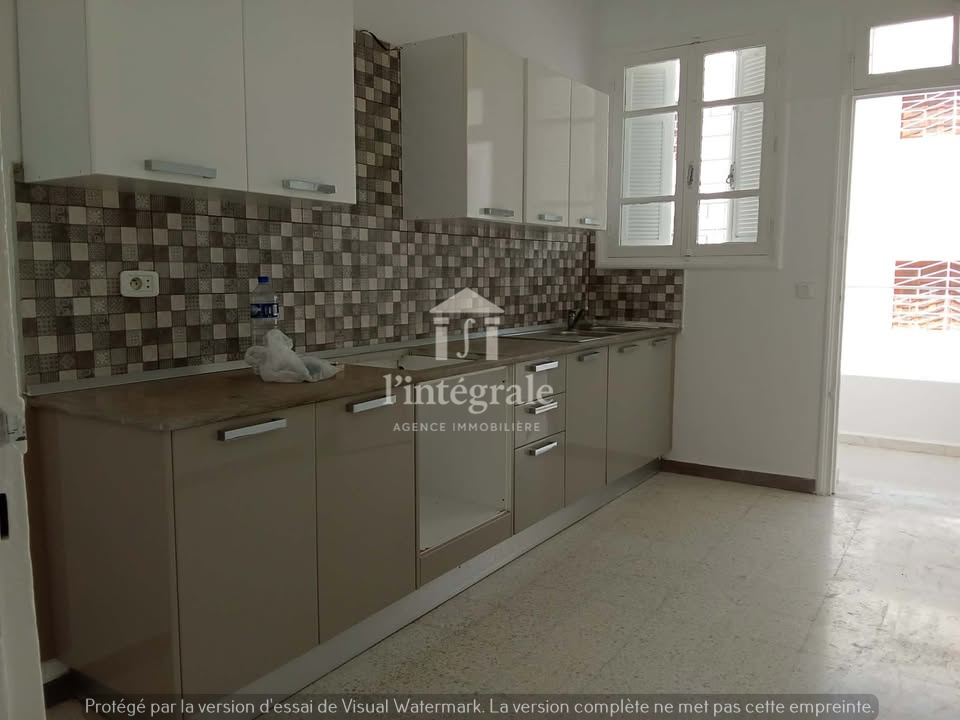 Ariana Ville&nbsp;El Menzah 7&nbsp;Location&nbsp;Maisons&nbsp;Bel �tage de villa s3