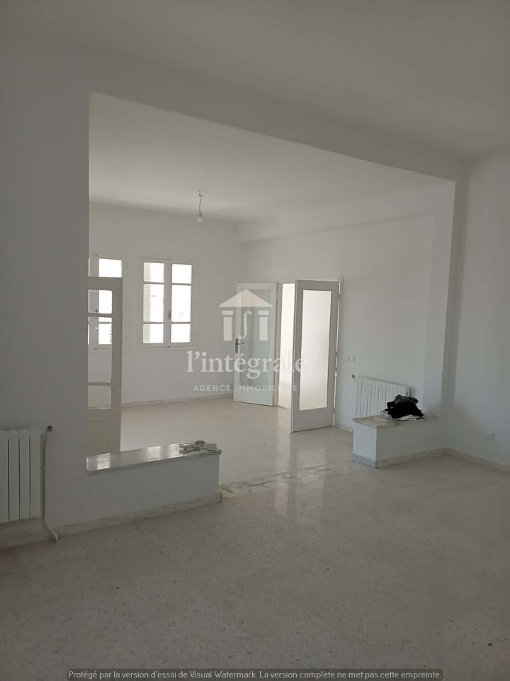 Ariana Ville&nbsp;El Menzah 7&nbsp;Location&nbsp;Maisons&nbsp;Bel �tage de villa s3