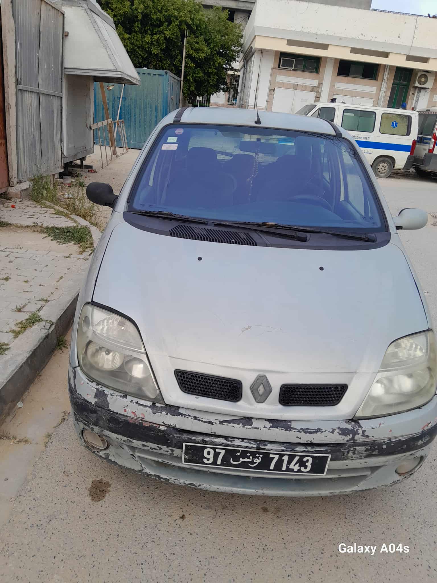 Ariana Ville&nbsp;Cite Ennouzha&nbsp;Renault&nbsp;Scenic&nbsp;Renault scenic