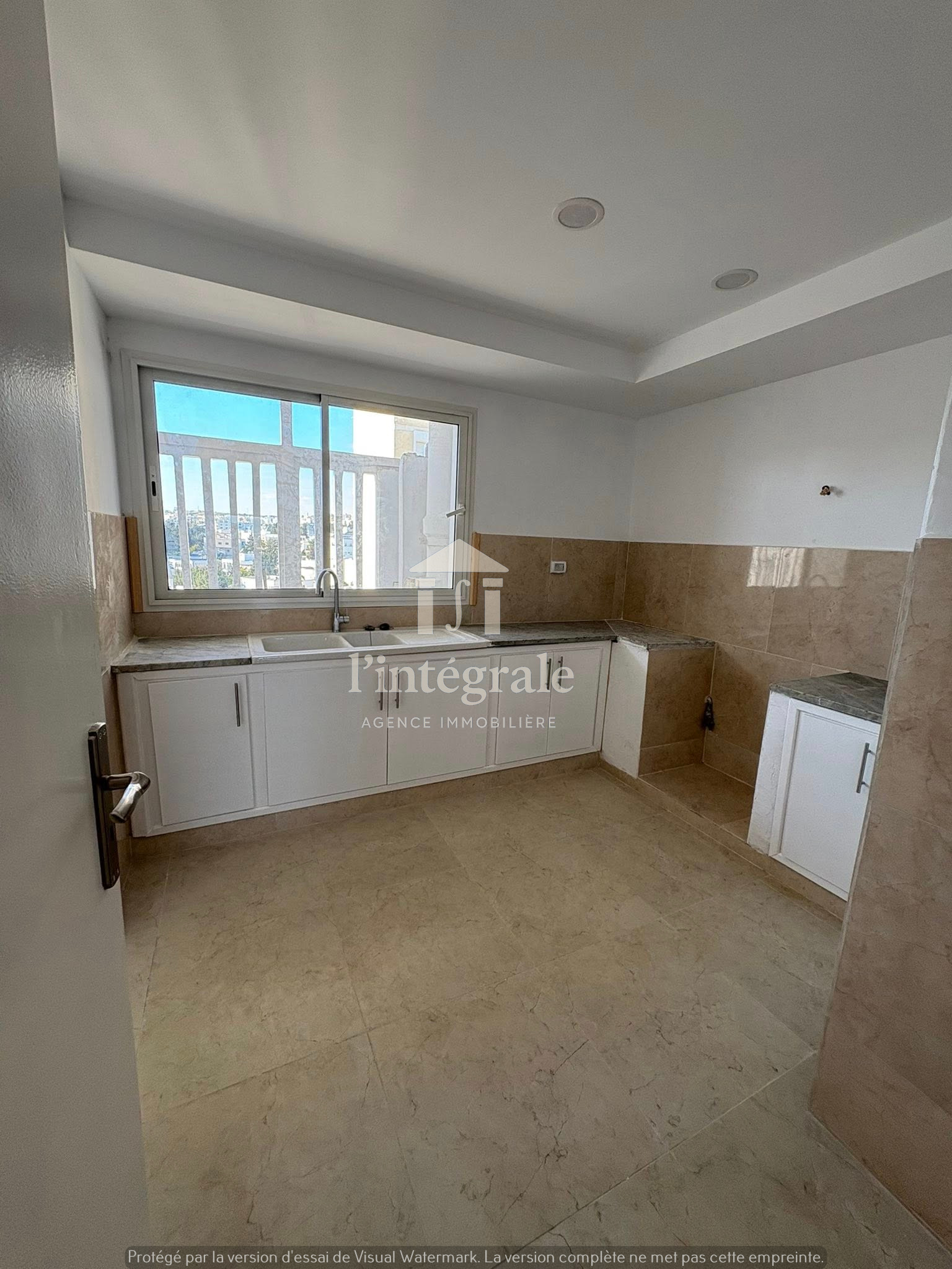 Ariana Ville&nbsp;El Menzah 6&nbsp;Location&nbsp;Appart. 4 pi�ces&nbsp;Un appartement r�nov� s3 � menzah6