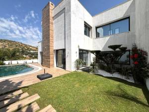 Sidi Thabet&nbsp;Jabbes&nbsp;Vente&nbsp;Maisons&nbsp;Villa de 900m2 terrain et 500m2 bti a