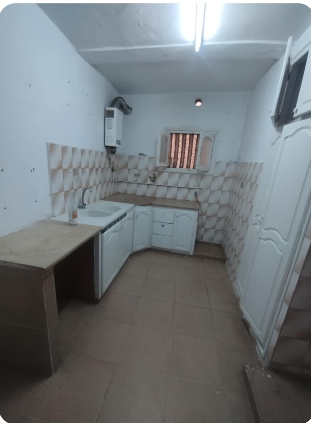 El Omrane Superieur&nbsp;El Omrane Superieur&nbsp;Location&nbsp;Appart. 3 pi�ces&nbsp;Appartement 3 chambres rdc