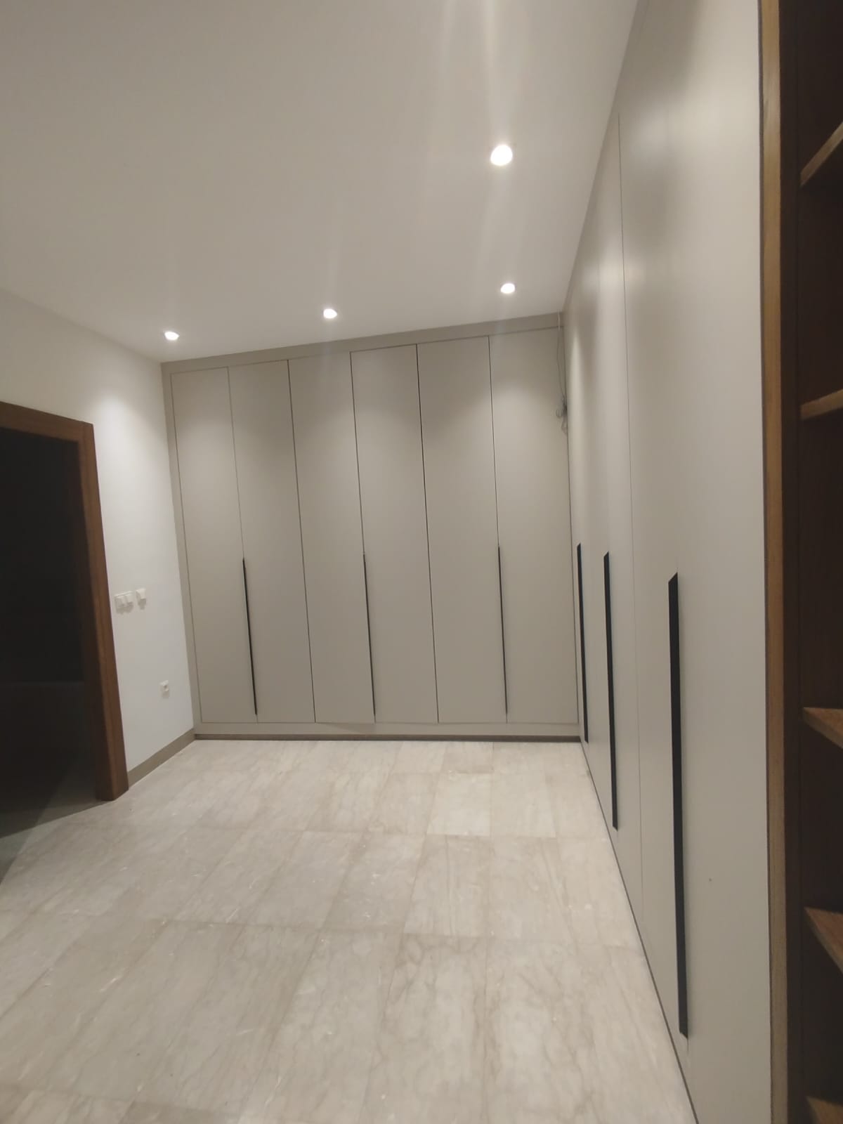 El Menzah&nbsp;Mutuelle Ville&nbsp;Location&nbsp;Appart. 4 pi�ces&nbsp;Un rdc de villa s3 haut standing � mutuelle ville