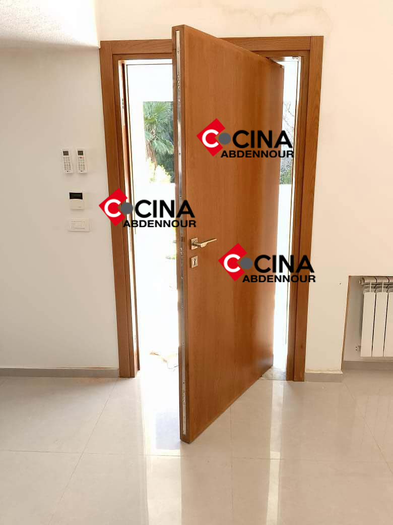 La Soukra&nbsp;Sidi Frej&nbsp;Autres meubles&nbsp;Autres&nbsp;Porte ext�rieur avec rotation