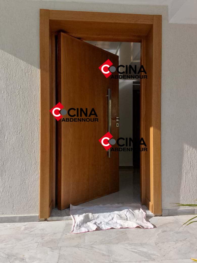 La Soukra&nbsp;Sidi Frej&nbsp;Autres meubles&nbsp;Autres&nbsp;Porte ext�rieur avec rotation