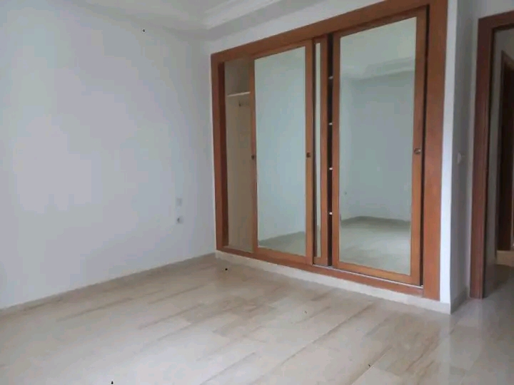 El Menzah&nbsp;El Menzah 9&nbsp;Location&nbsp;Appart. 4 pi�ces&nbsp;Un appart s 3 menzah 9 c