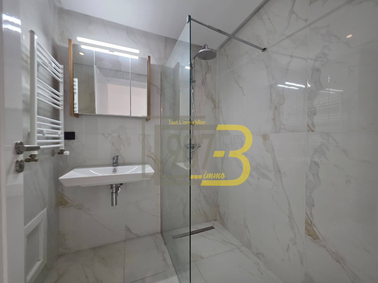 Cite El Khadra&nbsp;Zone urbaine nord&nbsp;Location&nbsp;Appart. 3 pi�ces&nbsp;Appartement s3 vide � centre urbain nord