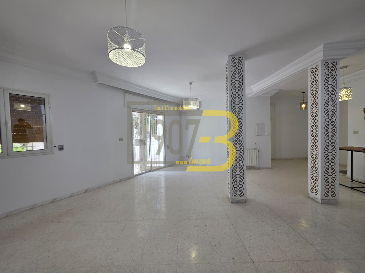 Ariana Ville&nbsp;El Menzah 6&nbsp;Location&nbsp;Maisons&nbsp;Un �tage de villa s5 � usage bureautique