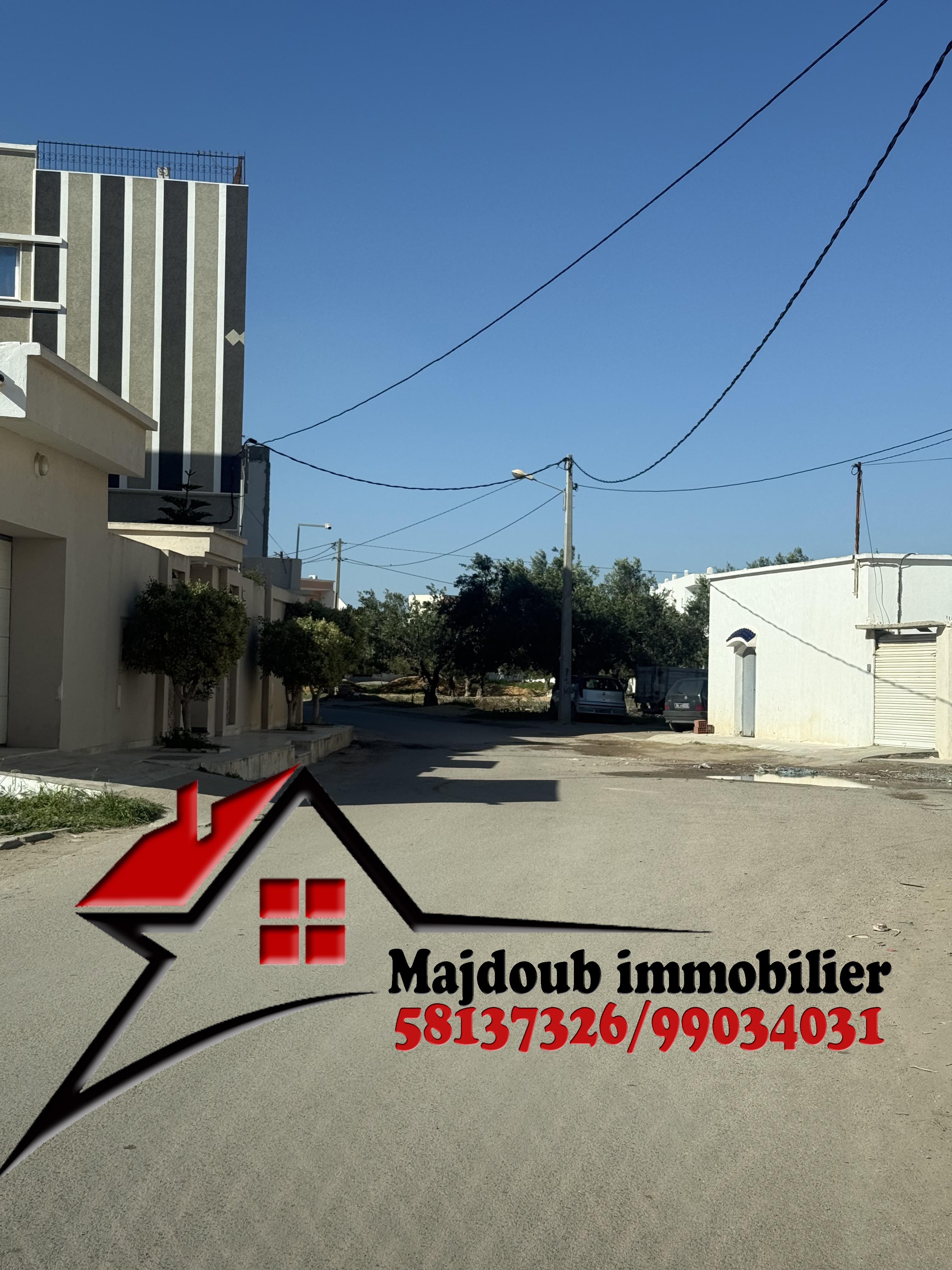 Sousse Riadh&nbsp;Zaouiet Sousse&nbsp;Terrain&nbsp;Terrain nu&nbsp;Lot de coin zaouiet sousse  zone calme