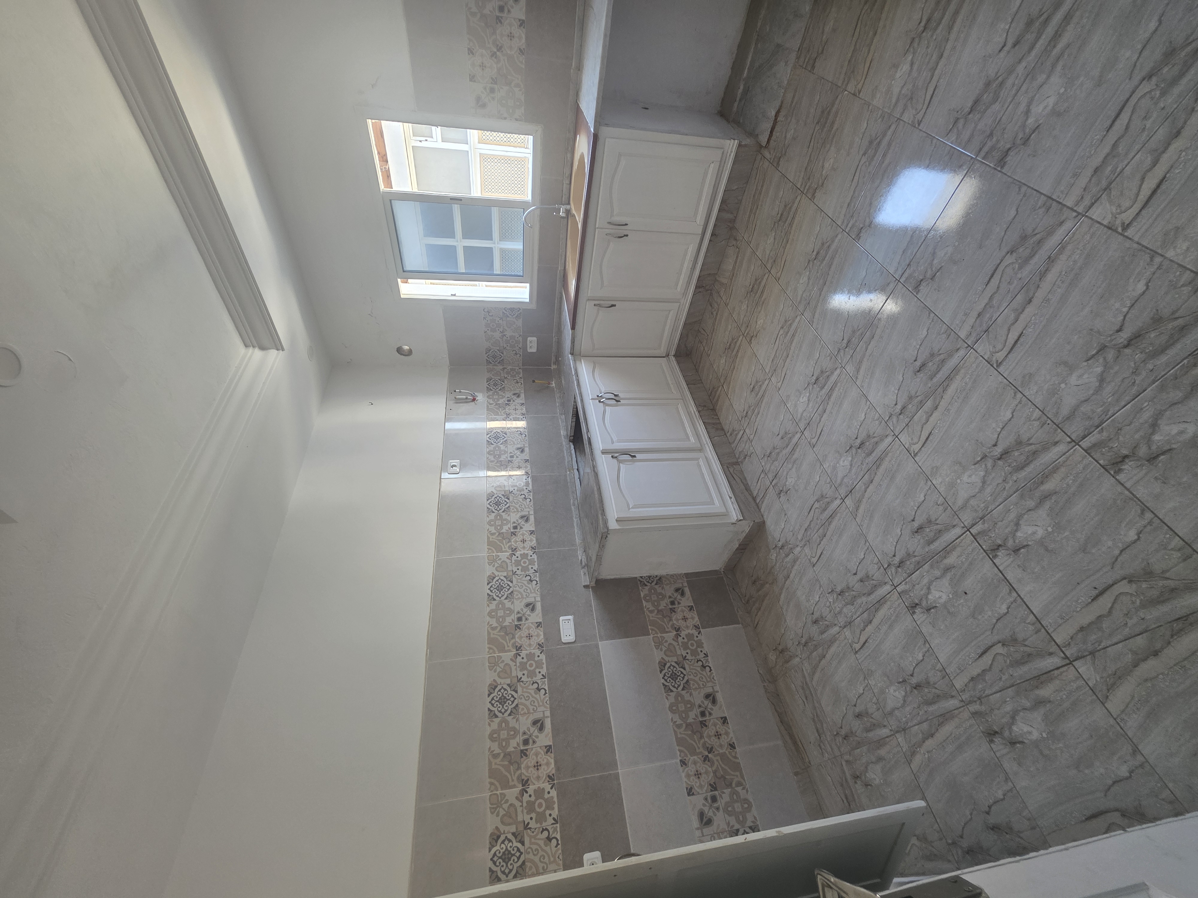 Hammam Chatt&nbsp;Hammam Chatt&nbsp;Location&nbsp;Appart. 4 pi�ces&nbsp;Appartement s3 a hammam chatt taher sfar