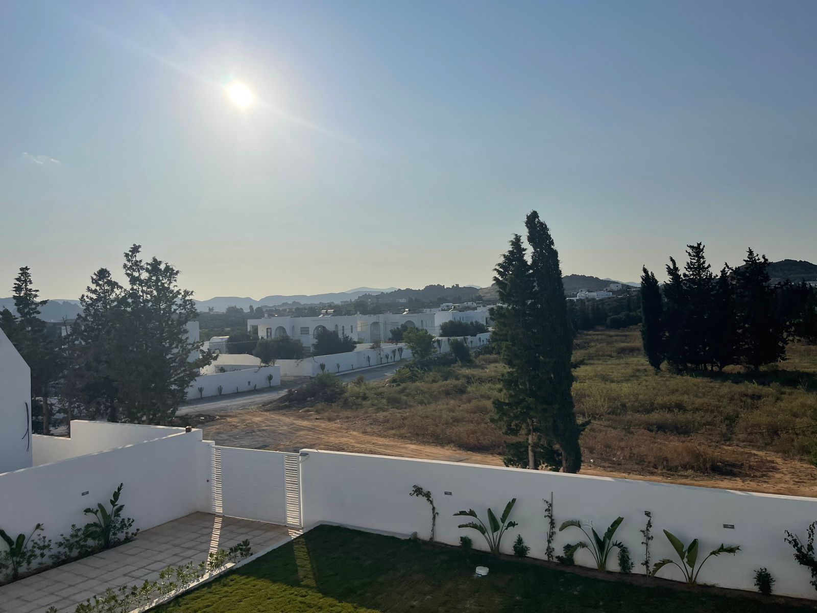 Hammamet&nbsp;Hammamet&nbsp;Vente&nbsp;Appart. 5 pi�ces+&nbsp;Une grande villa de maitre