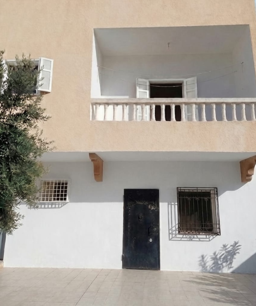 Monastir&nbsp;Cite Sidi Nasser&nbsp;Vente&nbsp;Maisons&nbsp;Opportunit� immobili�re 2 studios � monastir