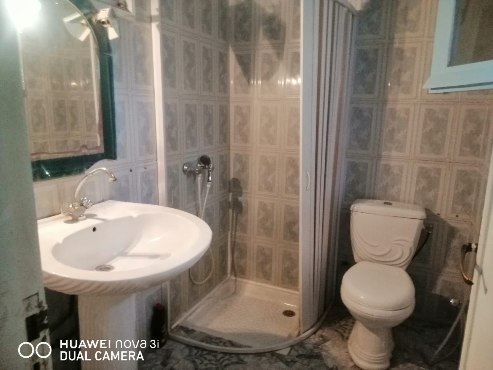 Mannouba&nbsp;La Mannouba&nbsp;Location&nbsp;Appart. 4 pi�ces&nbsp;Appartement s plus troit