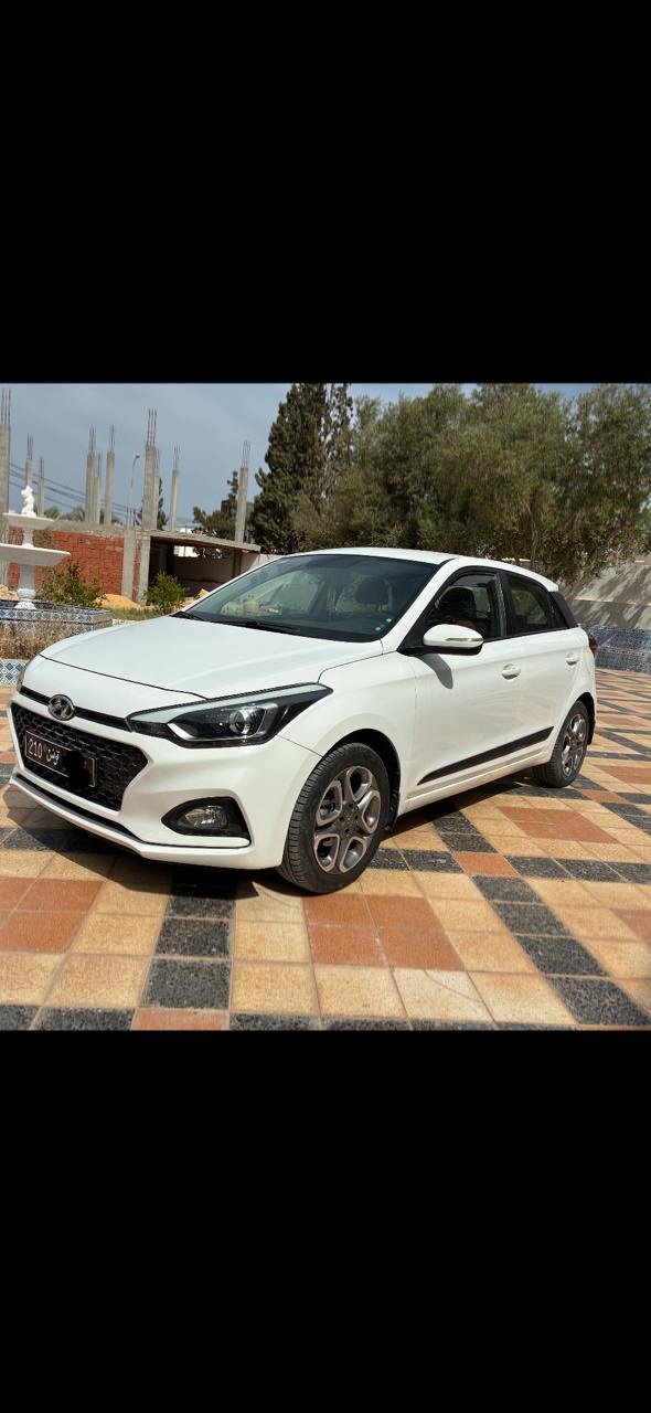 Gabes Medina&nbsp;Gabes&nbsp;Hyundai&nbsp;Autre Mod�le&nbsp;Hundai i20 tr�s propre