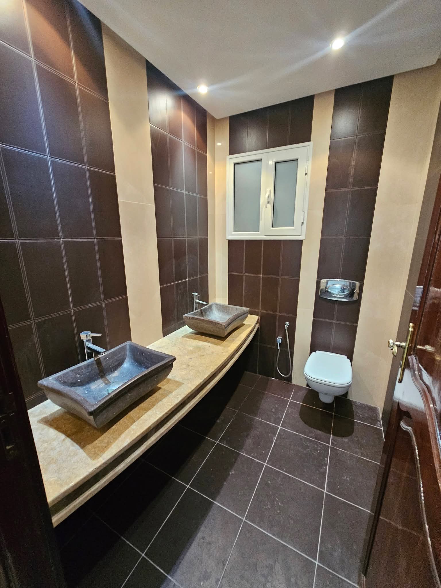 El Menzah&nbsp;El Menzah 9&nbsp;Vente&nbsp;Maisons&nbsp;Villa sur deux niveau menzah 9a