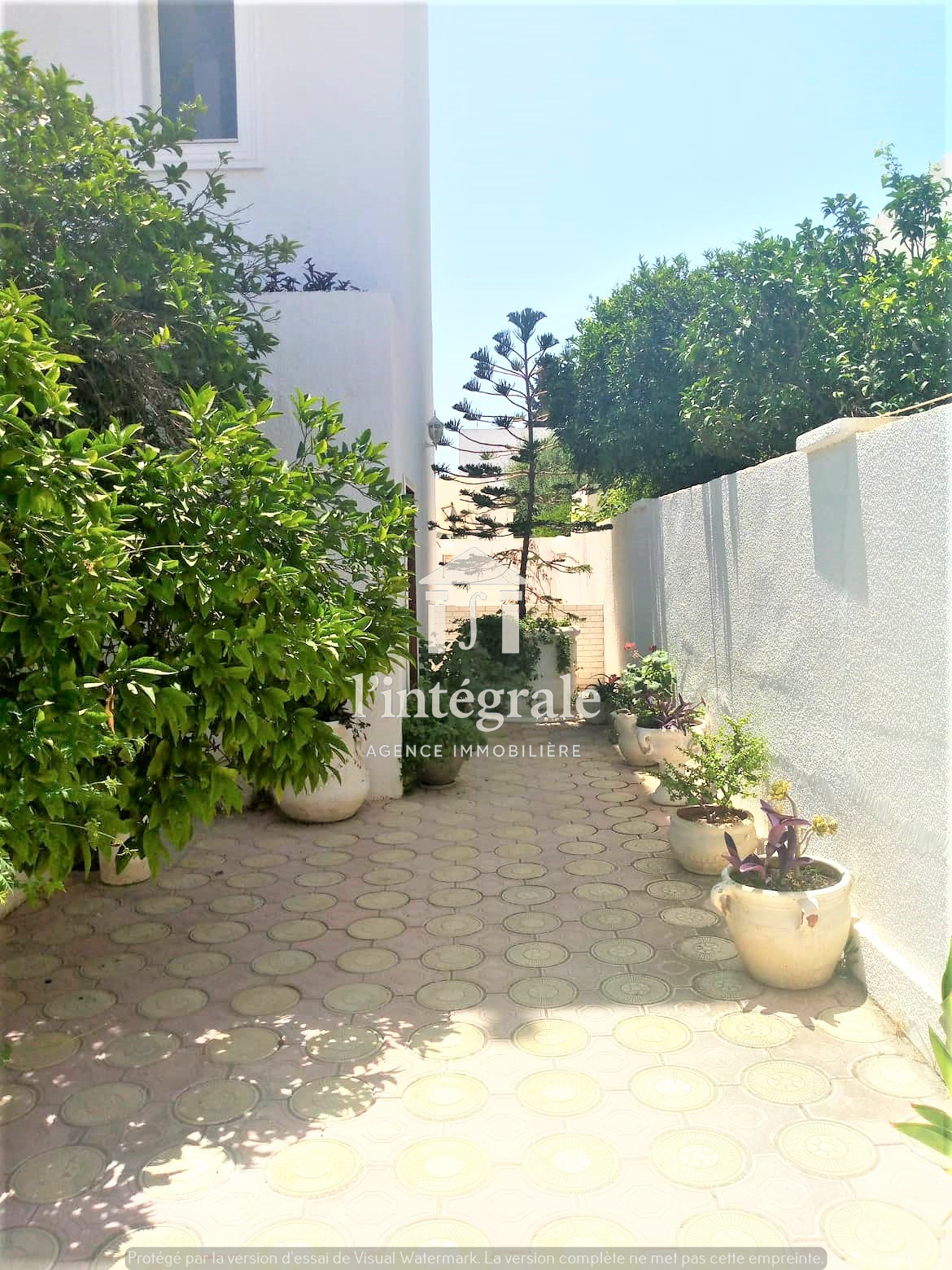 El Menzah&nbsp;El Menzah 1&nbsp;Location&nbsp;Appart. 4 pi�ces&nbsp;� elmenzah1 etage de villa s3