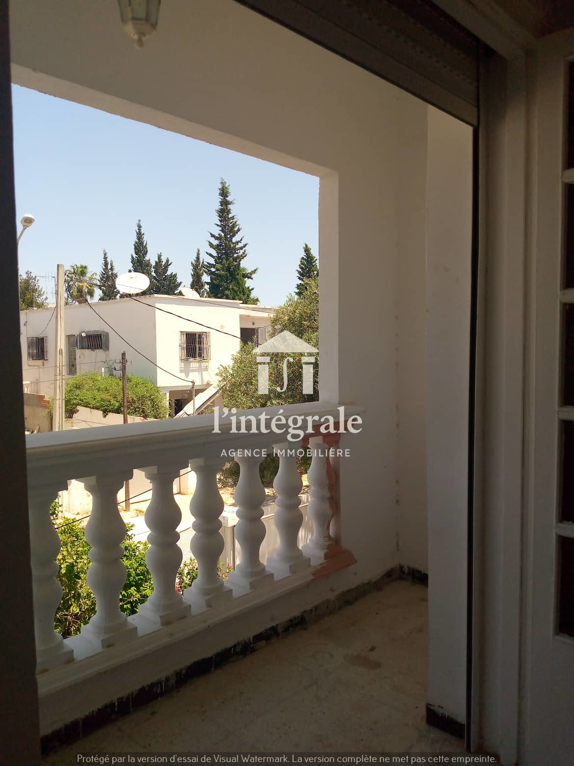 El Menzah&nbsp;El Menzah 1&nbsp;Location&nbsp;Appart. 4 pi�ces&nbsp;� elmenzah1 etage de villa s3