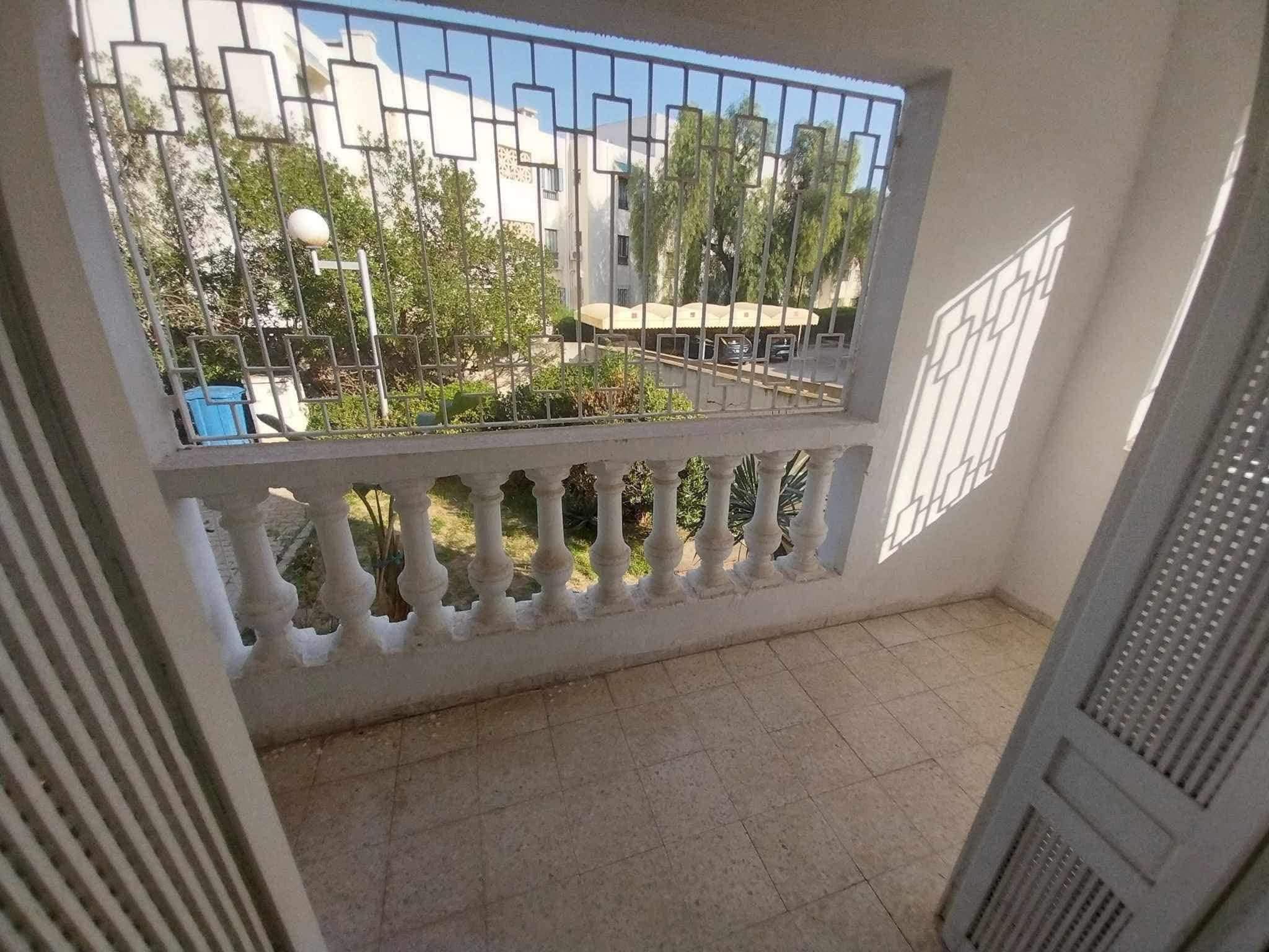 Ariana Ville&nbsp;Riadh Landlous&nbsp;Location&nbsp;Appart. 4 pi�ces&nbsp;S4 rdc 1100d riadh el andalous