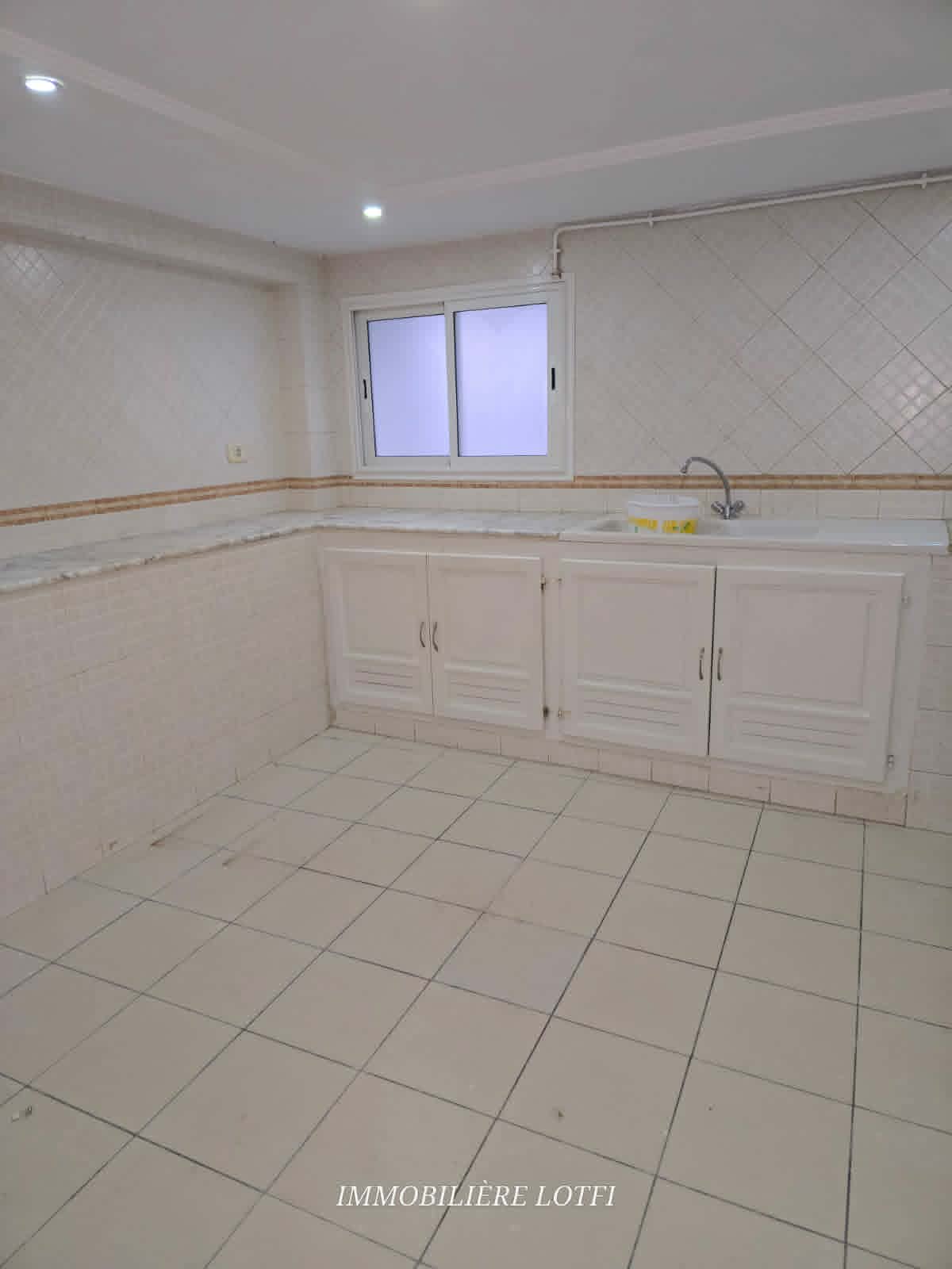 La Marsa&nbsp;Marsa Safsaf&nbsp;Location&nbsp;Duplex&nbsp;Duplex de quatre pi�ces