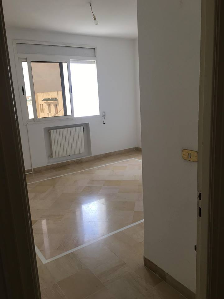 La Marsa&nbsp;Cite Du Stade&nbsp;Location&nbsp;Appart. 4 pi�ces&nbsp;Appartement de quatre pi�ces
