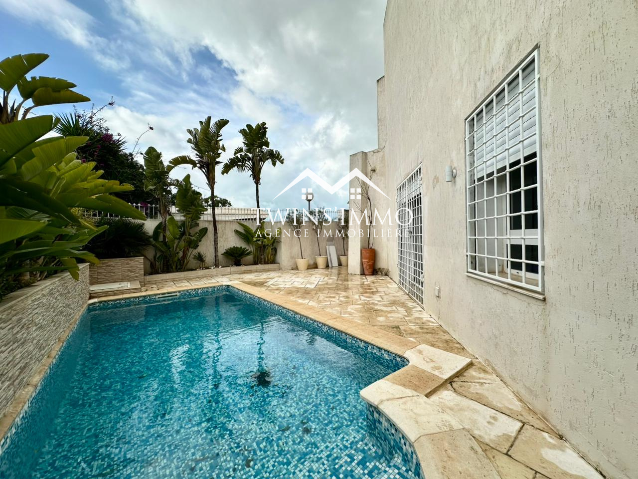 La Marsa&nbsp;Cite Du Stade&nbsp;Location&nbsp;Maisons&nbsp;Villa s4 avec piscine � la marsa